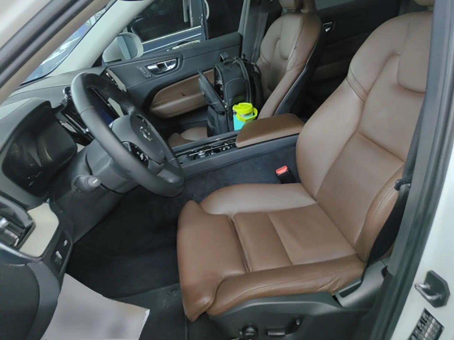 Volvo XC60 2020 T5 4x4 Smart Luxury Edition — миниатюра 17