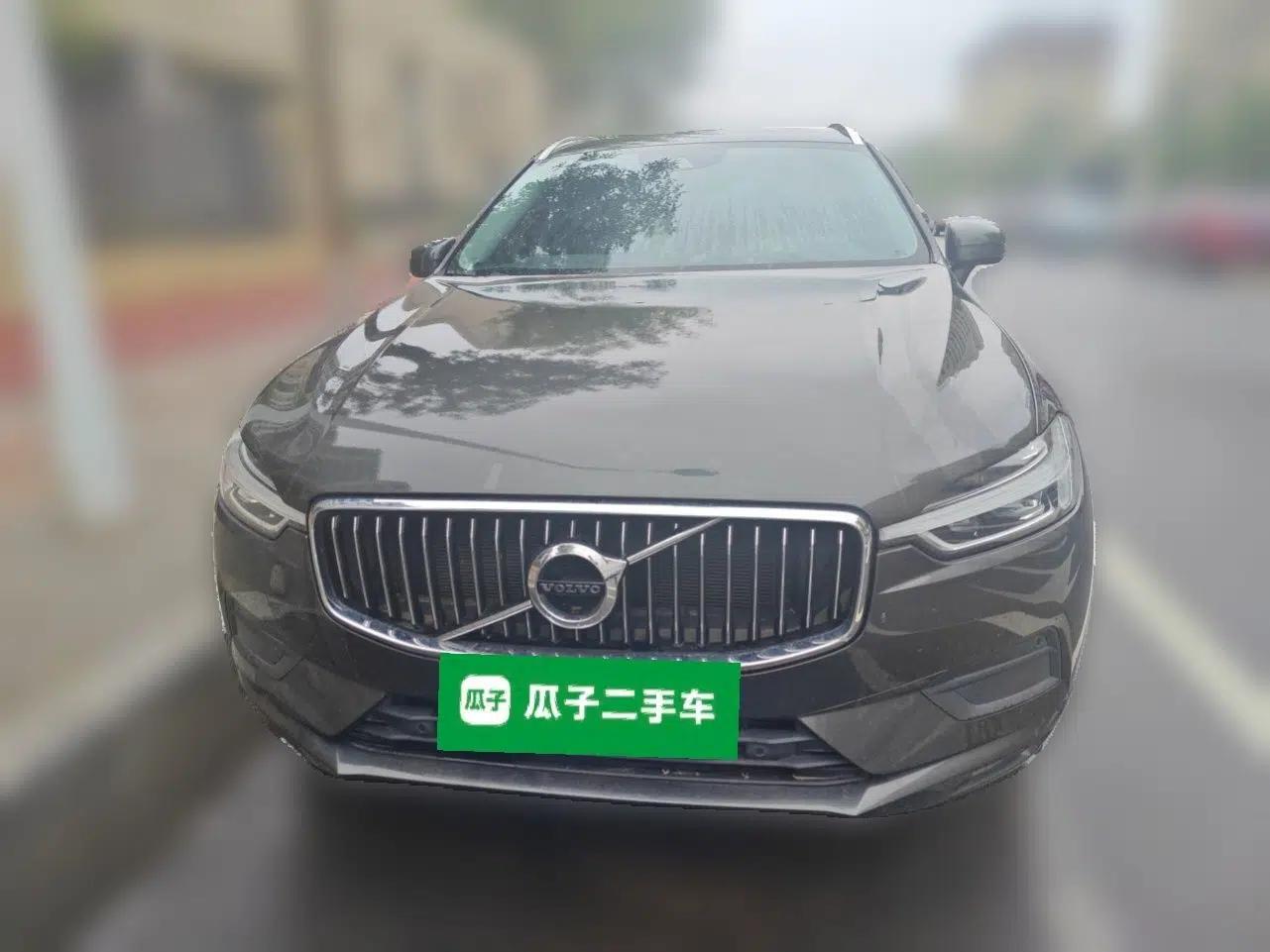 Volvo XC60 2018 T5 4x4 Zhiyi Edition — миниатюра 2