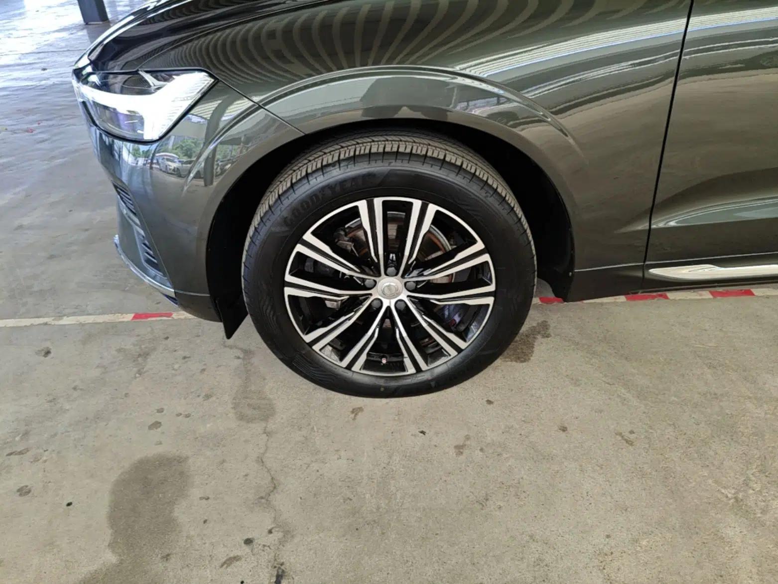 Volvo XC60 2022 B5 4x4 Smart Luxury Edition — миниатюра 15