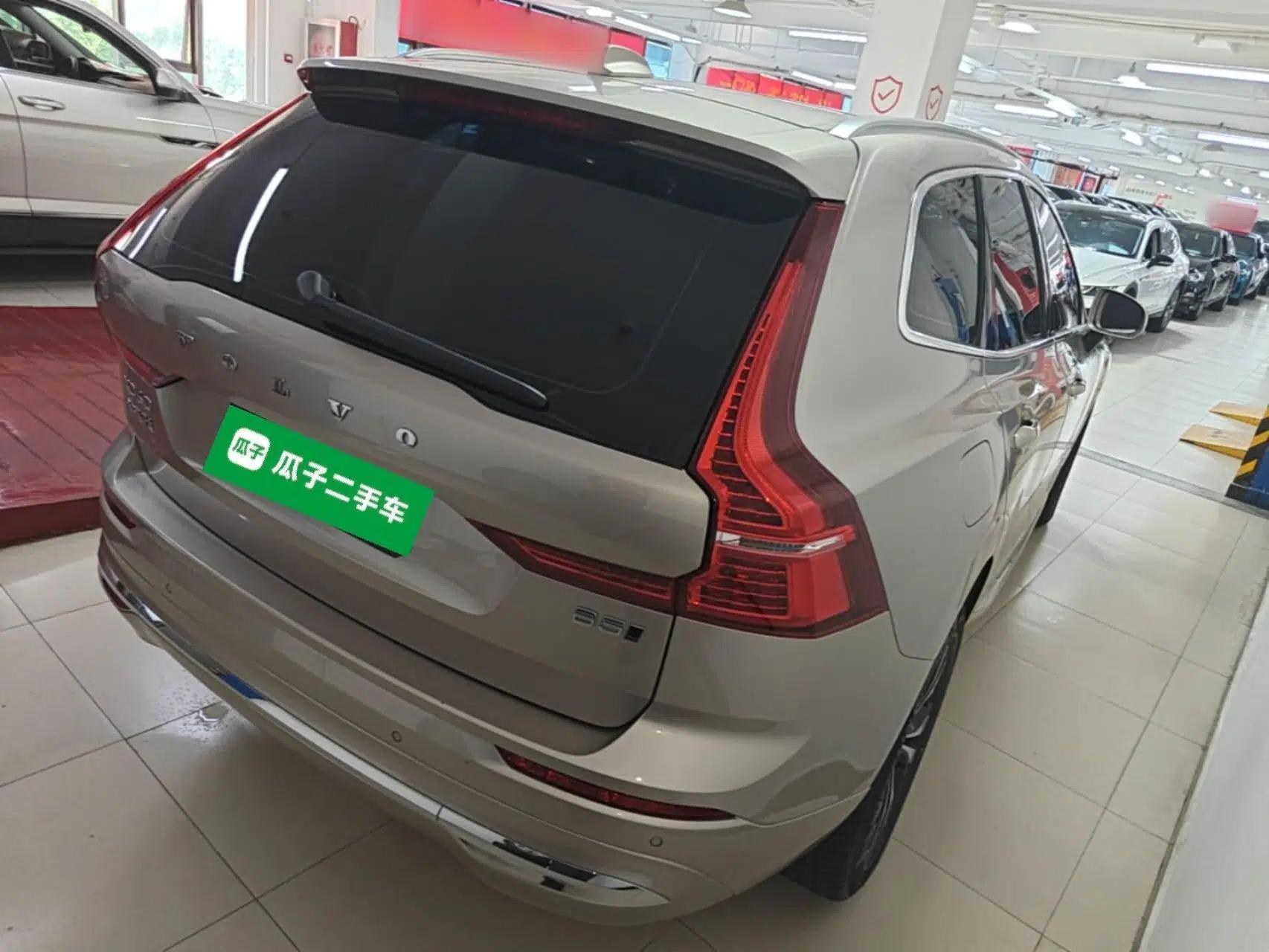 Volvo XC60 2024 B5 4x4 Smart Luxury Edition — миниатюра 6