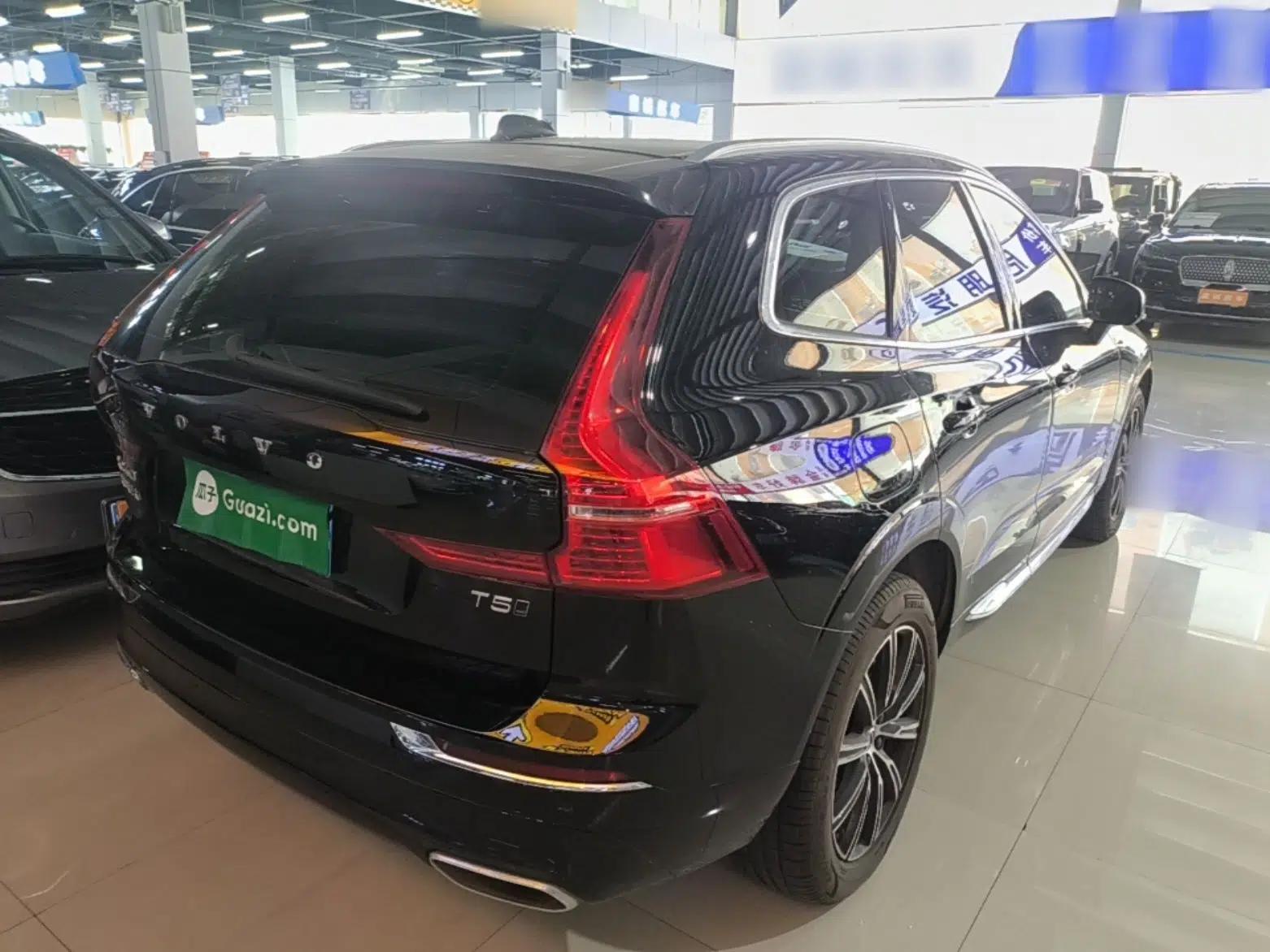 Volvo XC60 2021 T5 4x4 Smart Luxury Edition — миниатюра 6