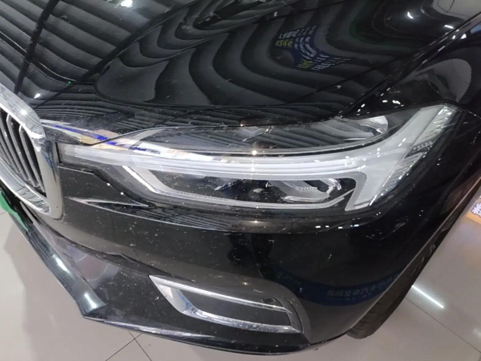 Volvo XC60 2021 T5 4x4 Smart Luxury Edition — миниатюра 8