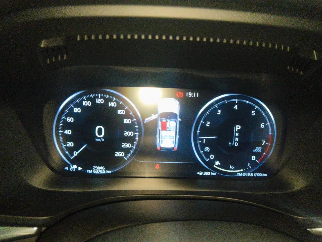 Volvo XC60 2020 T5 4x4 Smart Luxury Edition — миниатюра 11