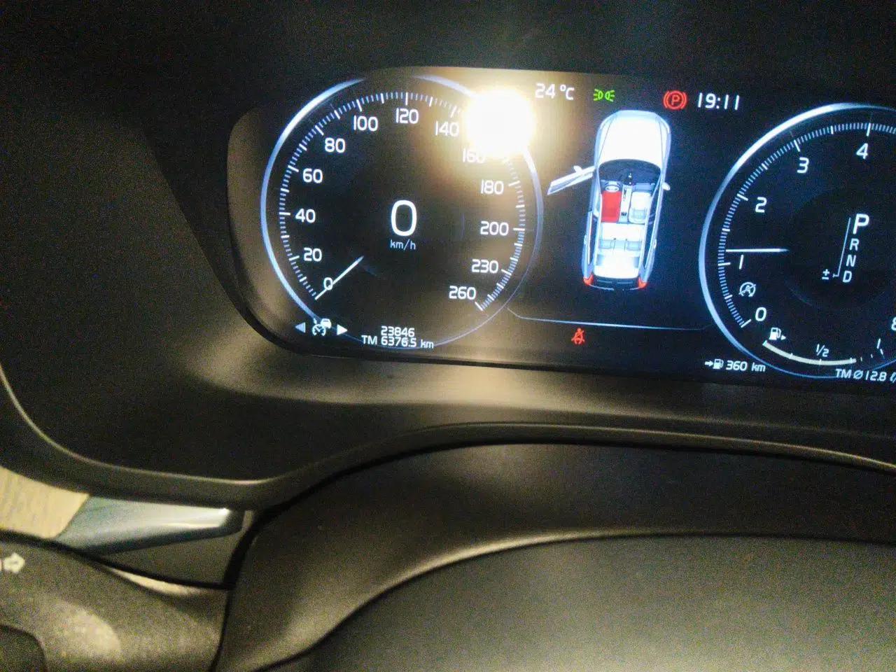 Volvo XC60 2020 T5 4x4 Smart Luxury Edition — миниатюра 12