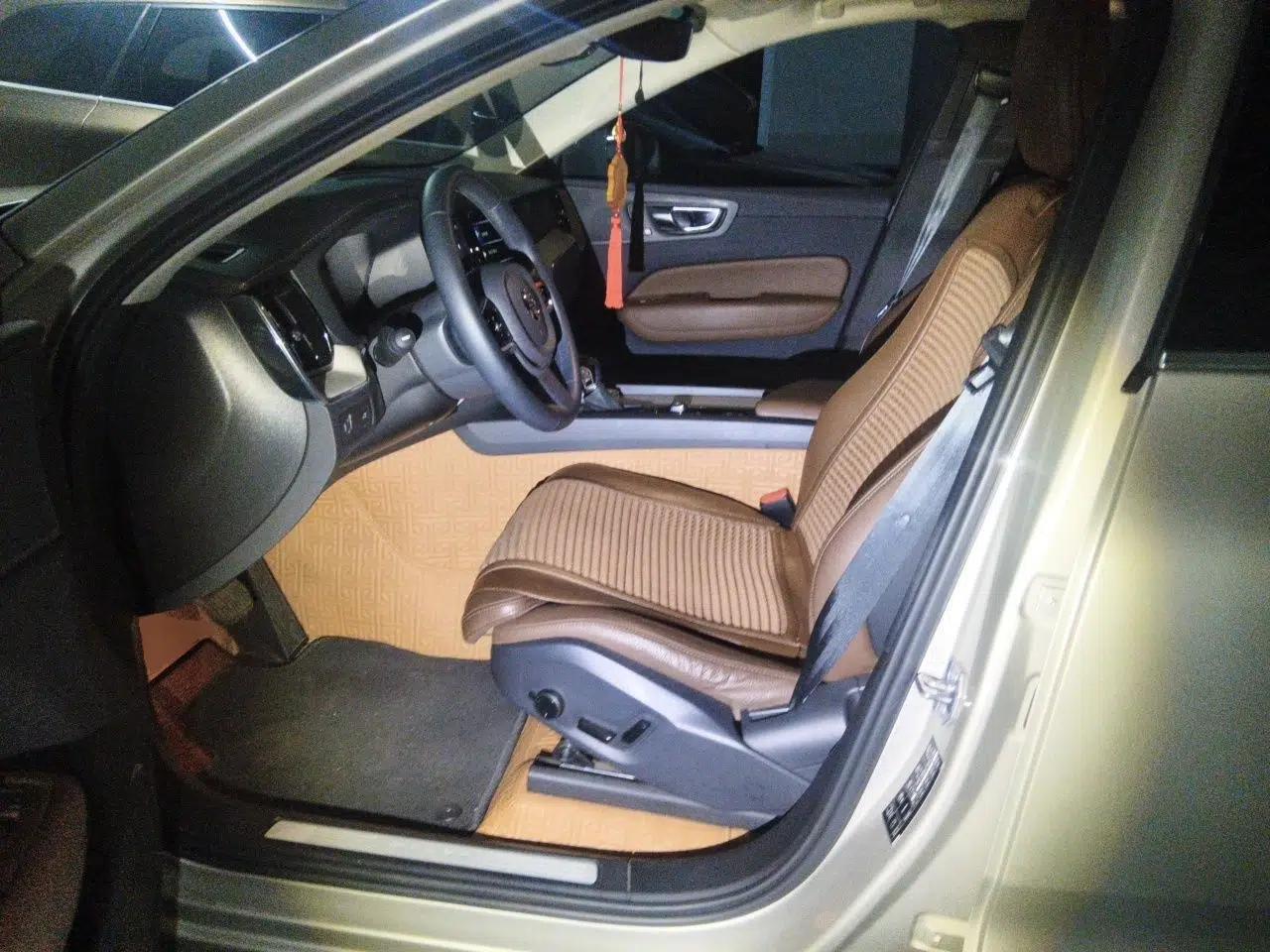 Volvo XC60 2020 T5 4x4 Smart Luxury Edition — миниатюра 15