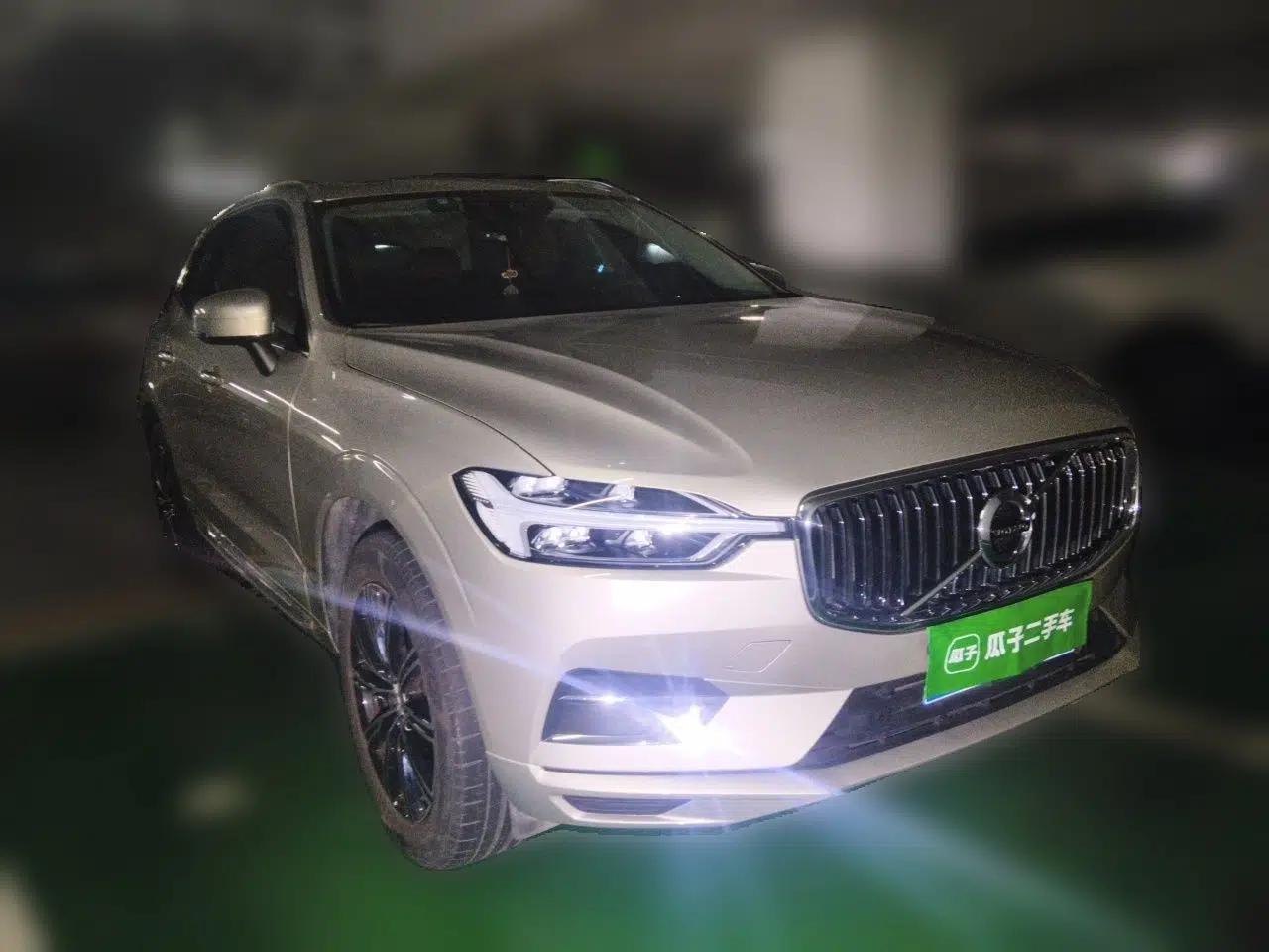 Volvo XC60 2020 T5 4x4 Smart Luxury Edition — миниатюра 3