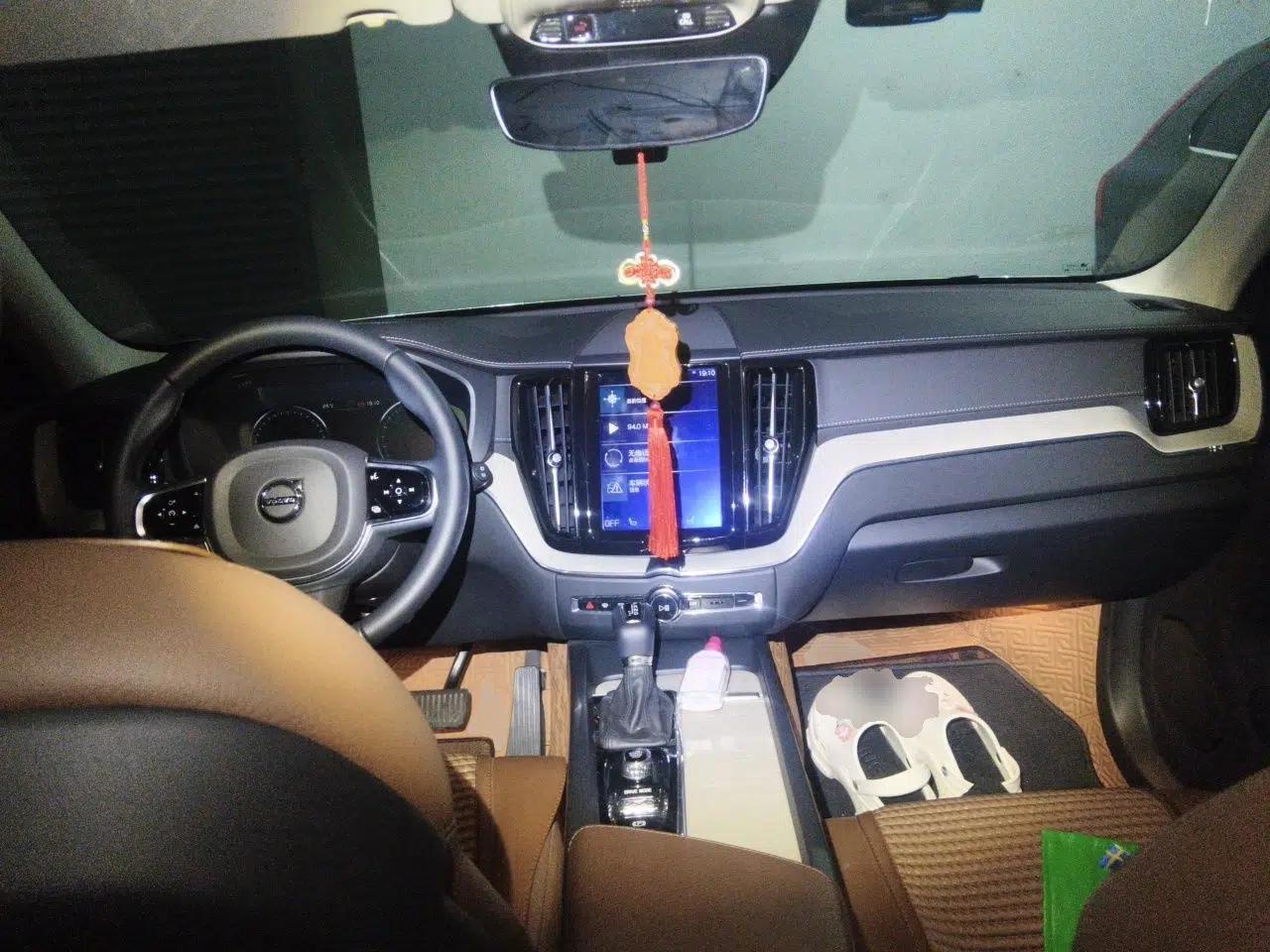 Volvo XC60 2020 T5 4x4 Smart Luxury Edition — миниатюра 9