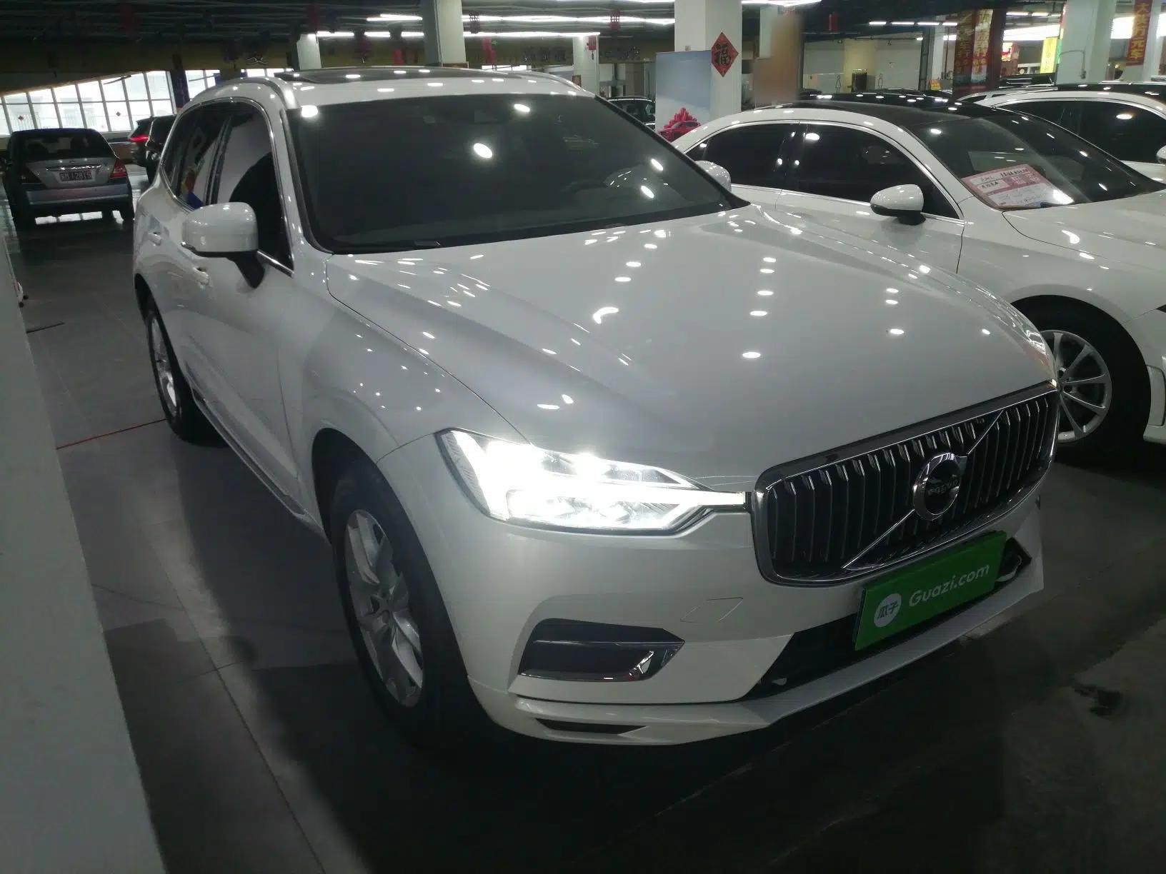 Volvo XC60 2021 T5 4x4 Smart Luxury Edition — миниатюра 3