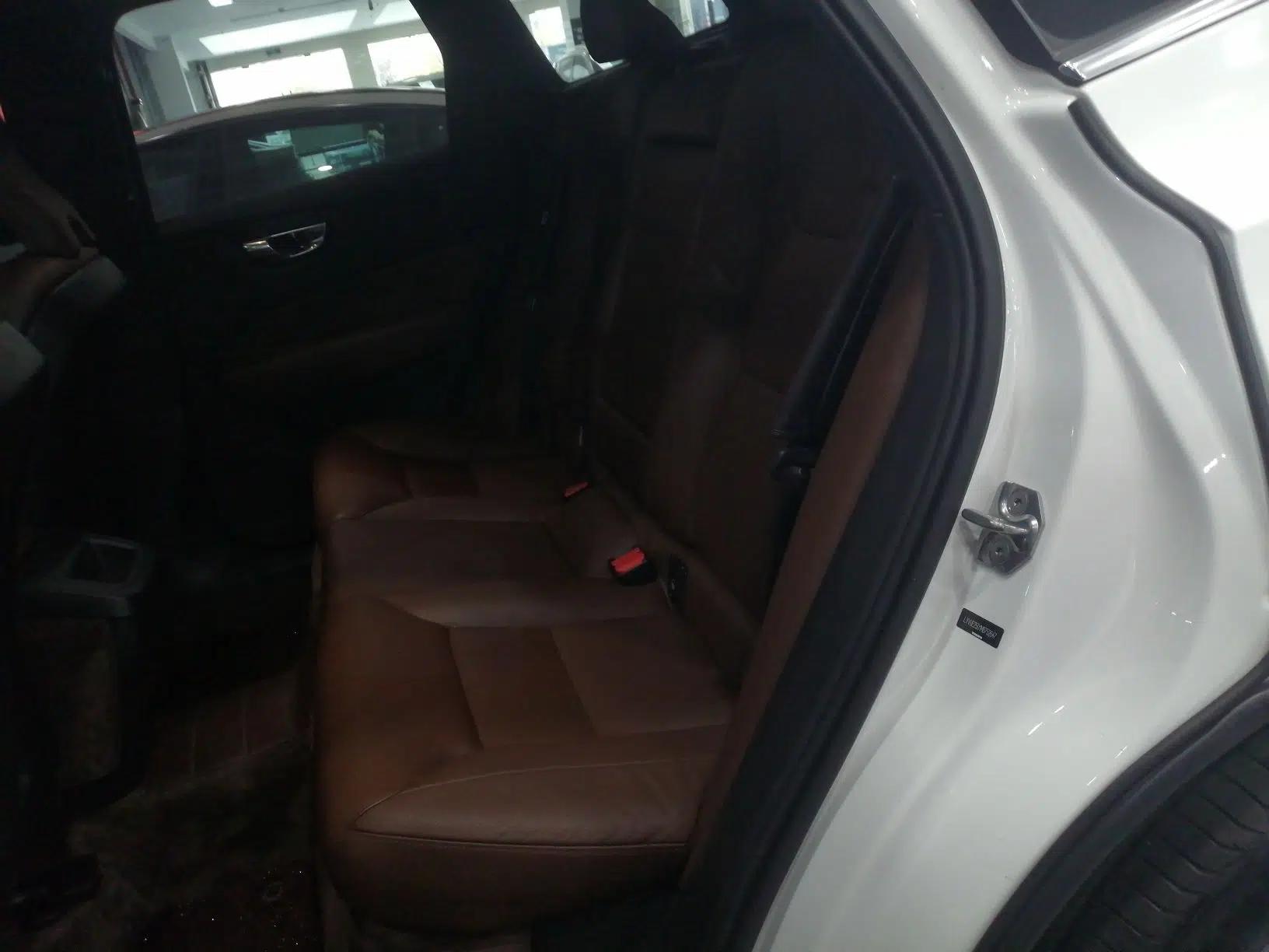 Volvo XC60 2021 T5 4x4 Smart Luxury Edition — миниатюра 25