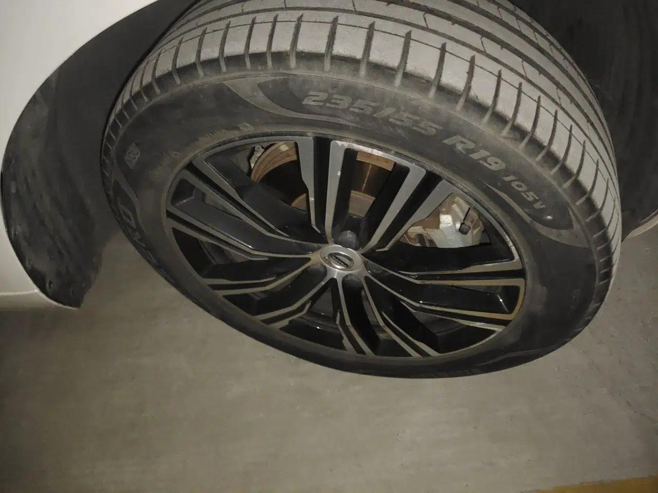 Volvo XC60 2022 B5 4x4 Smart Luxury Edition — миниатюра 8