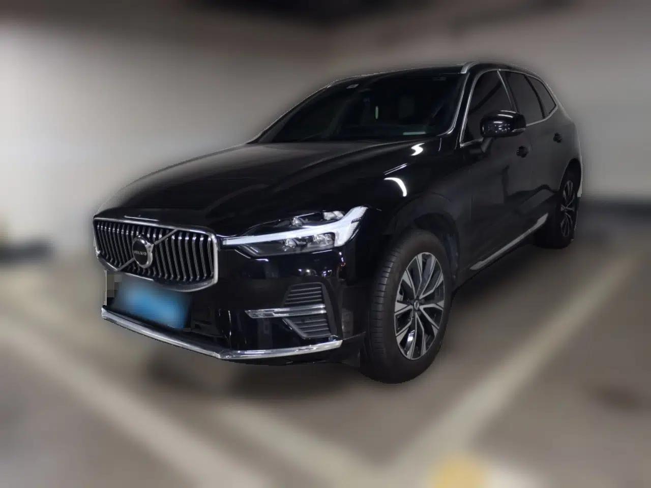 Volvo XC60 2025 B5 Four-Wheel Drive Smart & Advanced Luxury Edition — миниатюра 1