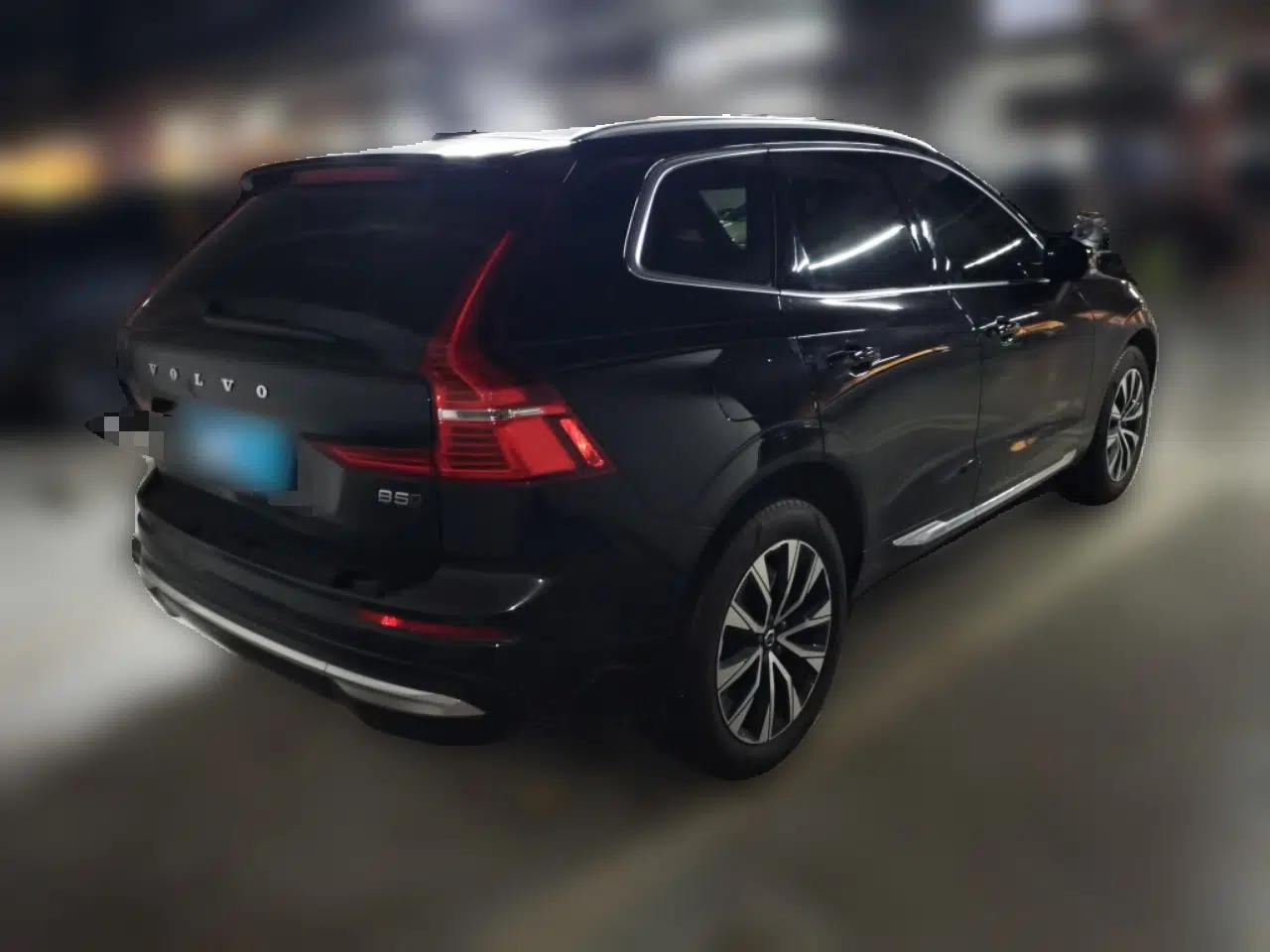 Volvo XC60 2025 B5 Four-Wheel Drive Smart & Advanced Luxury Edition — миниатюра 6