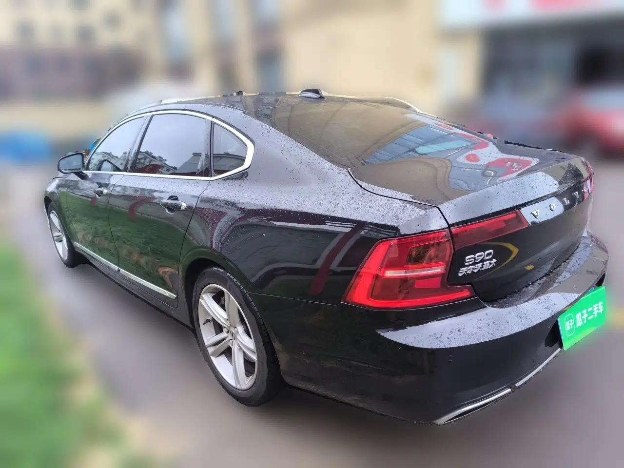 Volvo S90 2020 T5 Zhiyi Luxury Edition — миниатюра 4