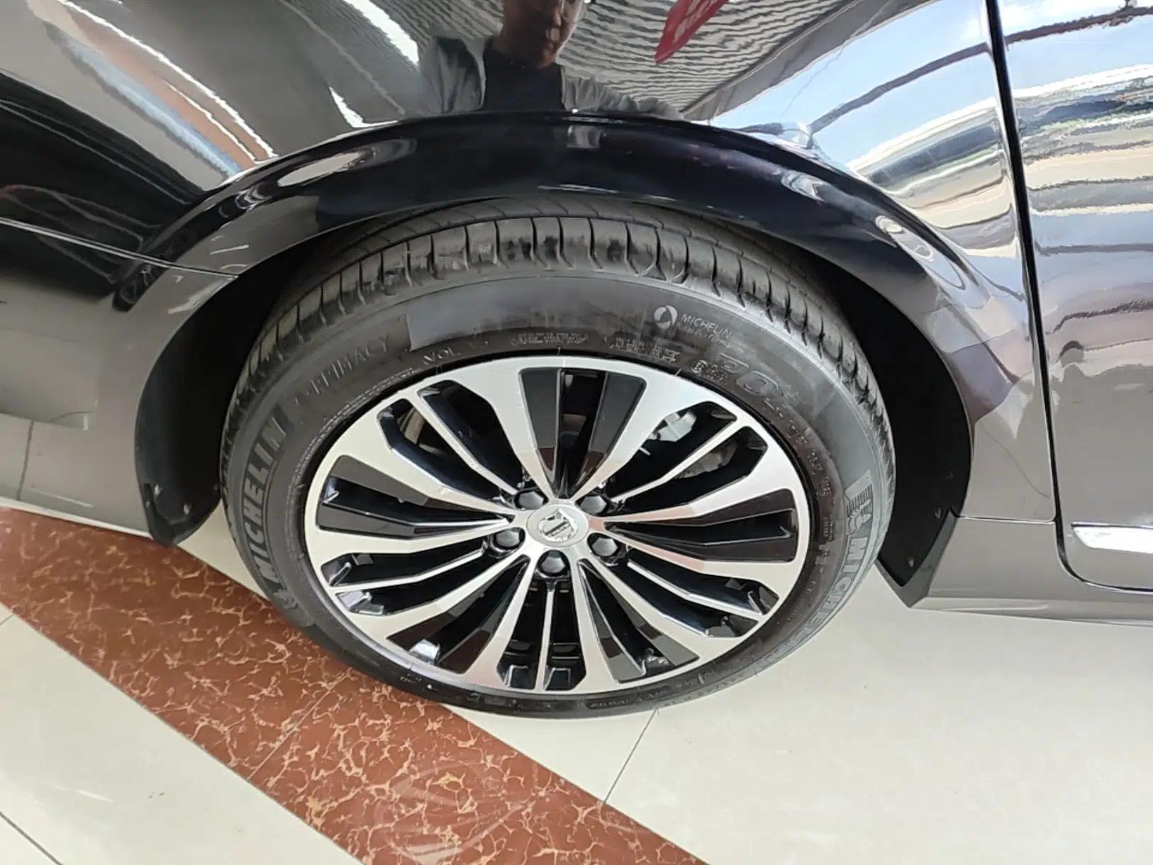 Volvo S90 2024 B5 Zhiyi Luxury Edition — миниатюра 11