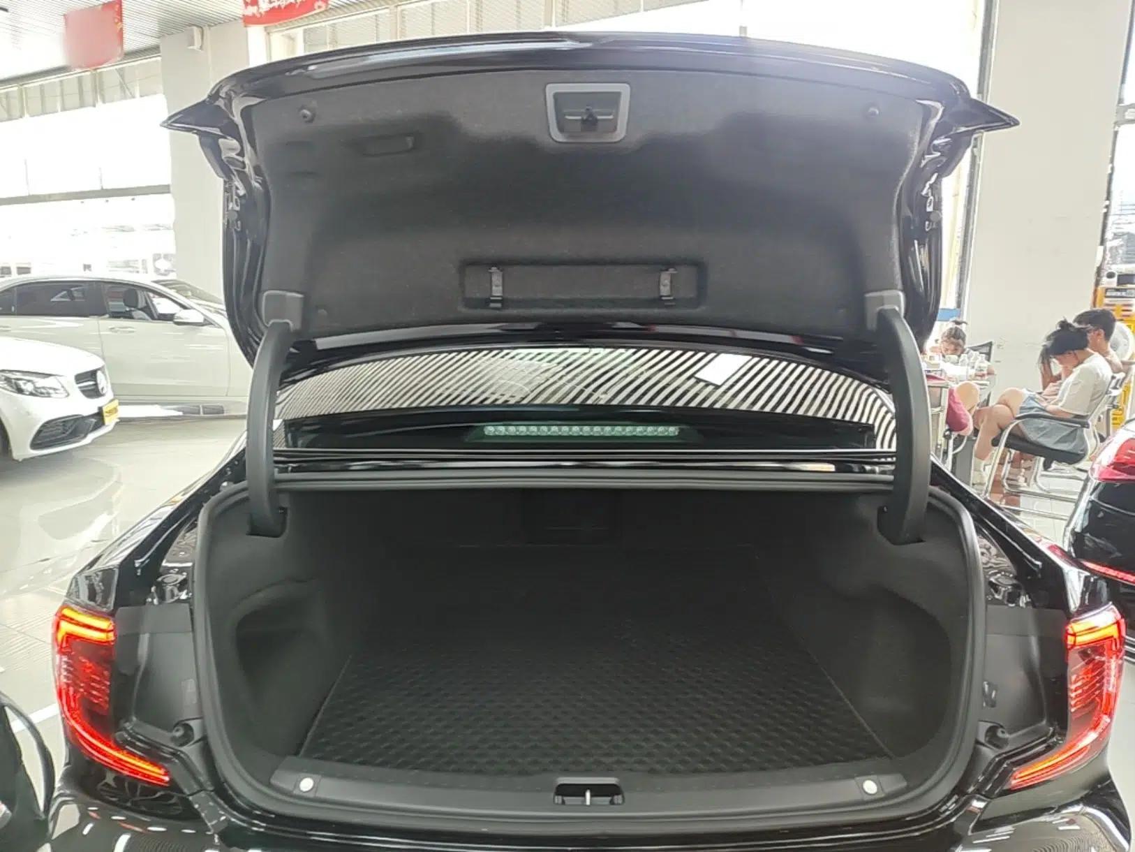Volvo S90 2024 B5 Zhiyi Luxury Edition — миниатюра 22