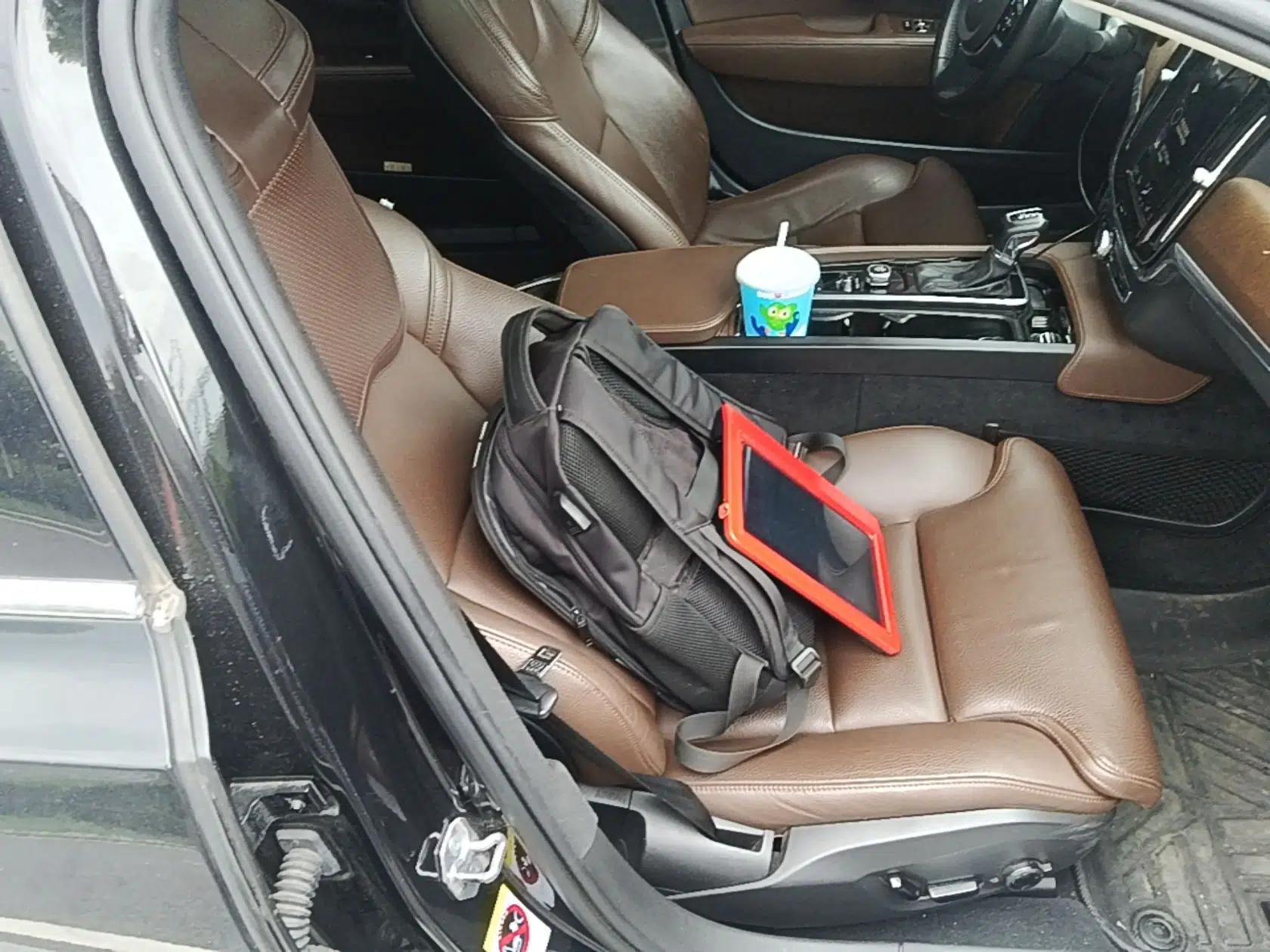 Volvo S90 2020 T5 Zhiyuan Luxury Edition — миниатюра 24