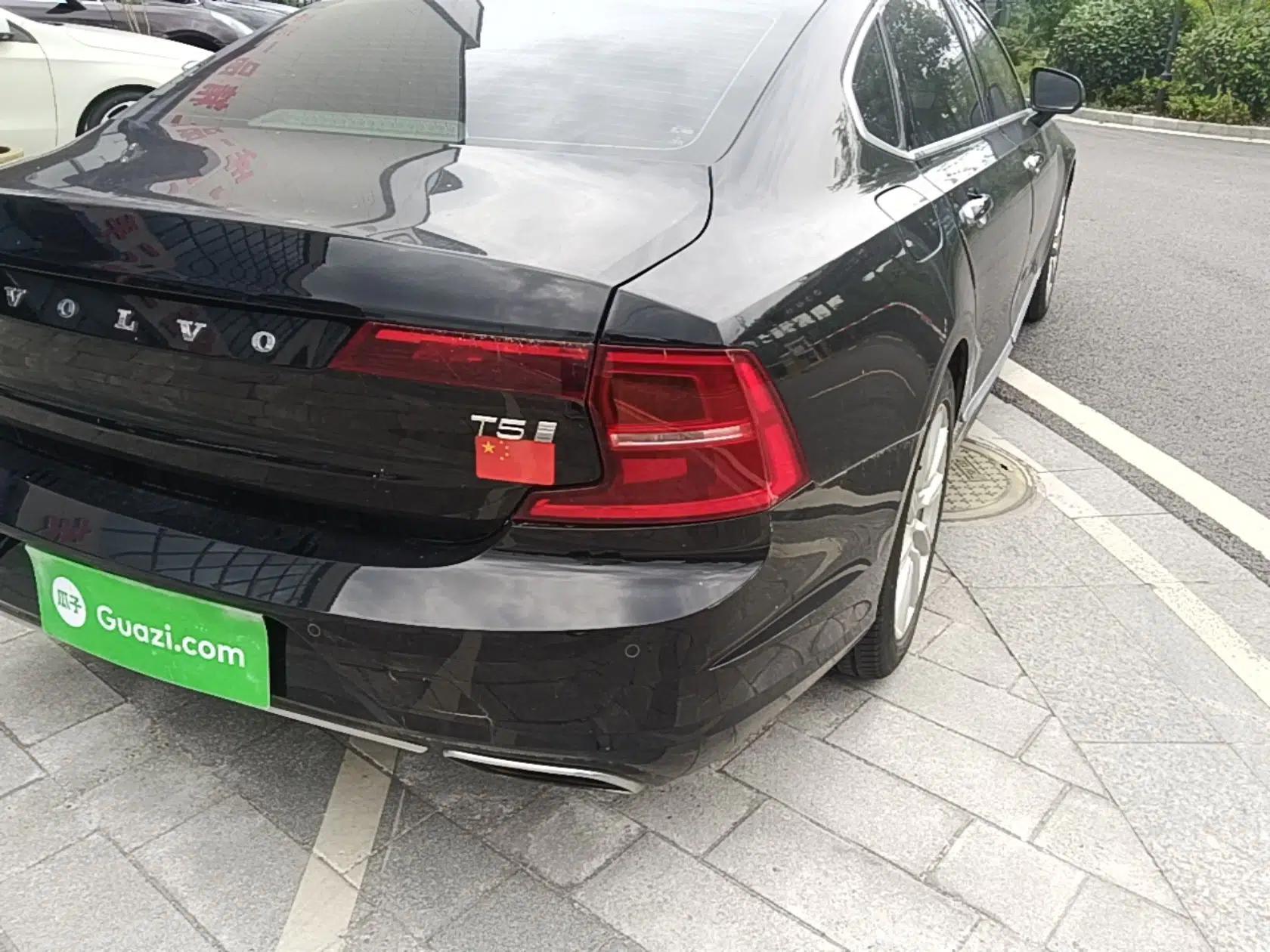 Volvo S90 2020 T5 Zhiyuan Luxury Edition — миниатюра 9