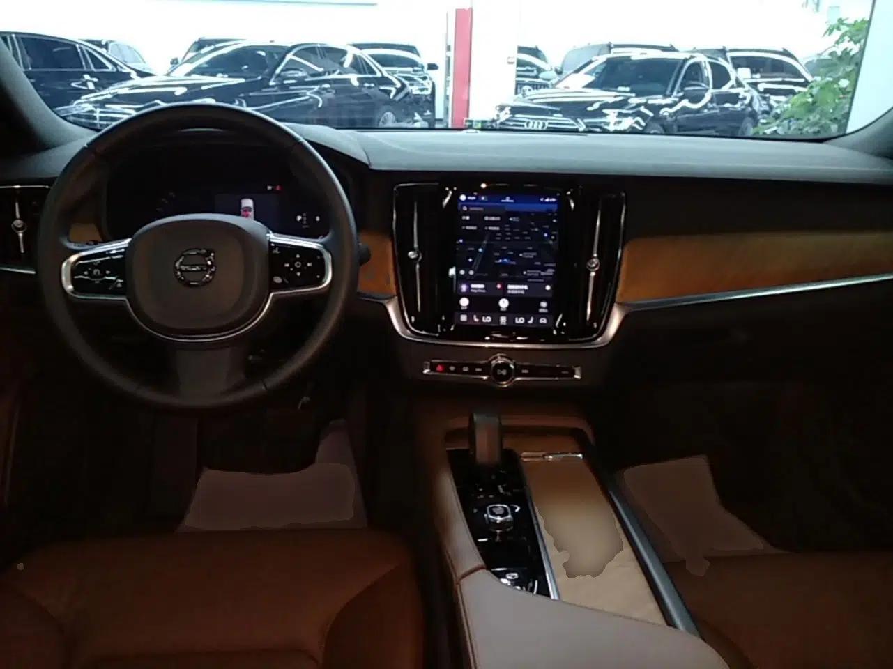 Volvo S90 2025 B5 Zhiyi Luxury Edition — миниатюра 12