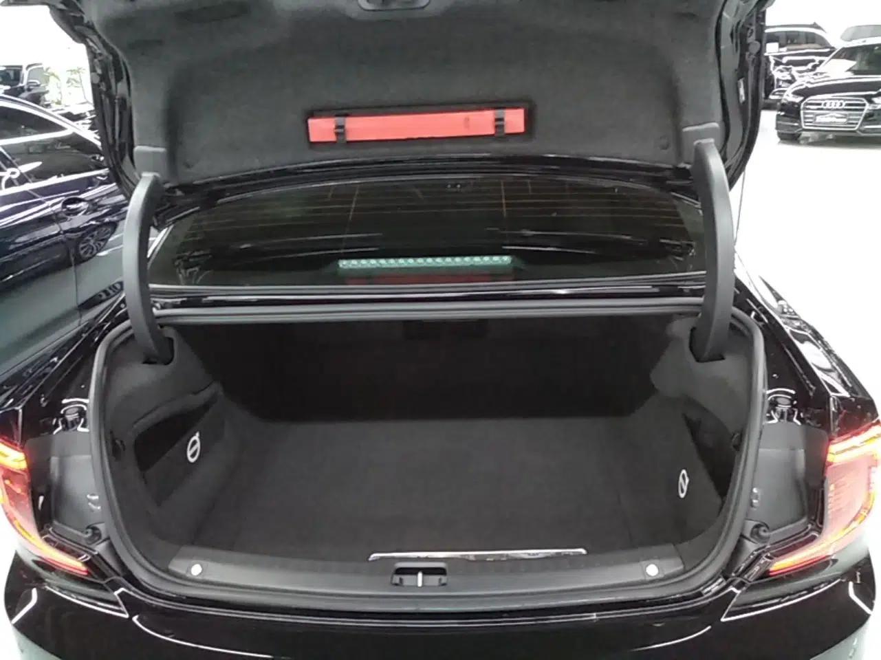 Volvo S90 2025 B5 Zhiyi Luxury Edition — миниатюра 22