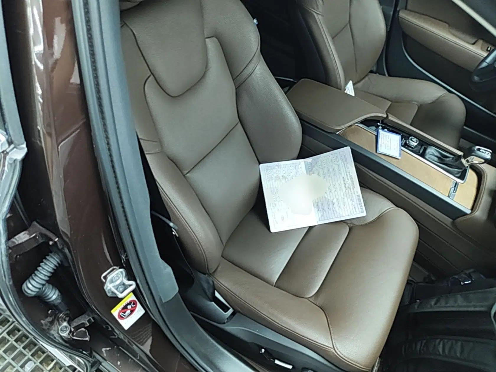 Volvo S90 2019 T5 Zhiya Edition — миниатюра 19