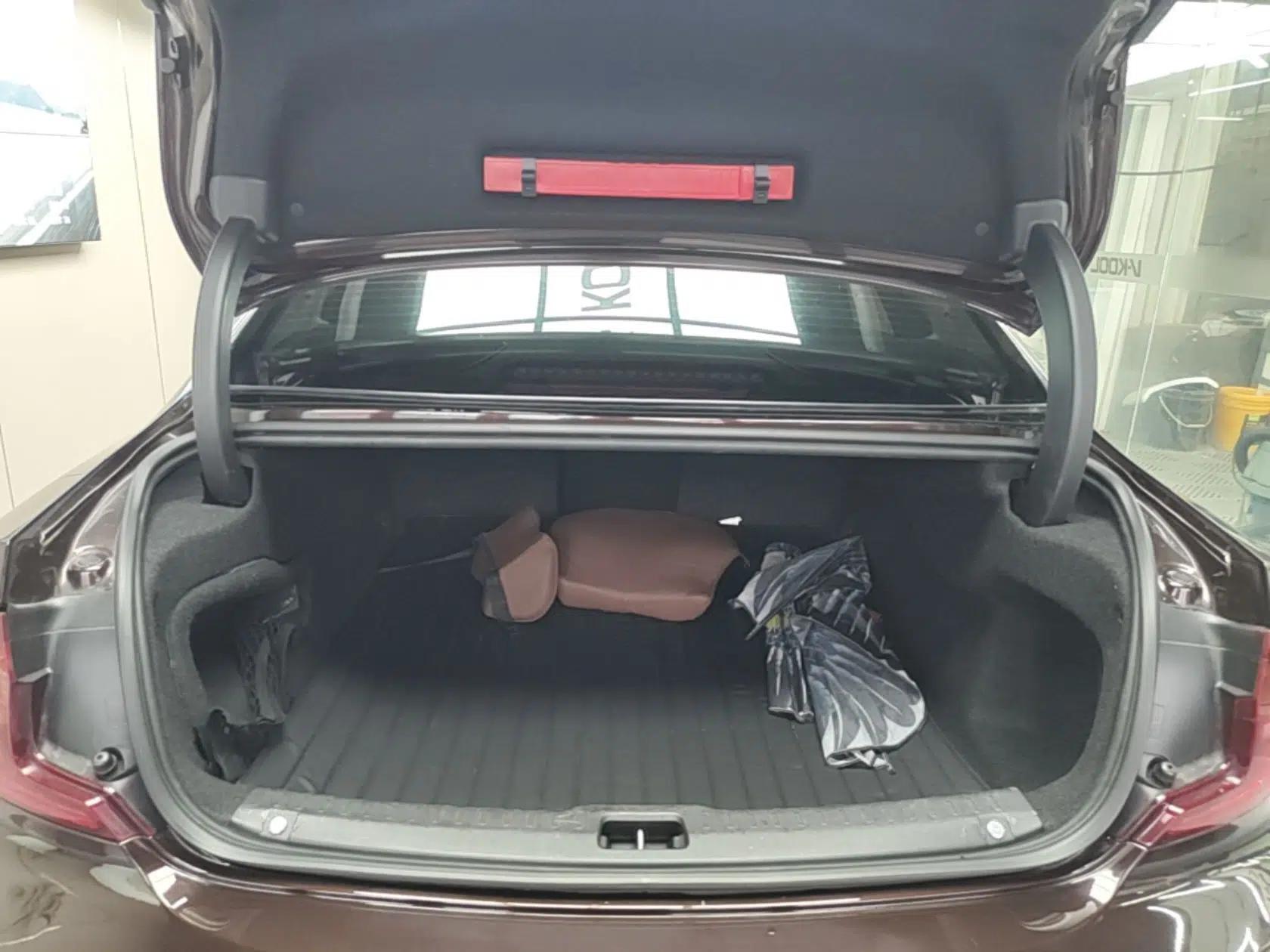 Volvo S90 2019 T5 Zhiya Edition — миниатюра 22