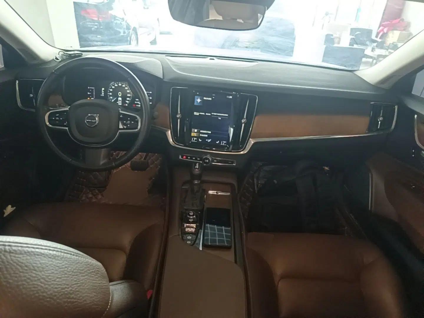 Volvo S90 2019 T5 Zhiyi Edition — миниатюра 12
