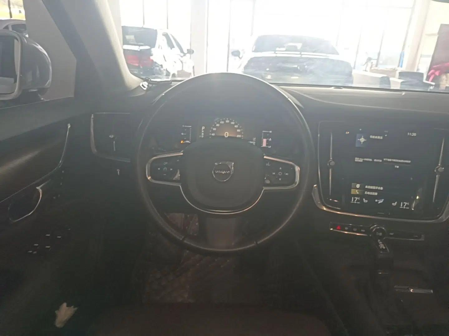 Volvo S90 2019 T5 Zhiyi Edition — миниатюра 13