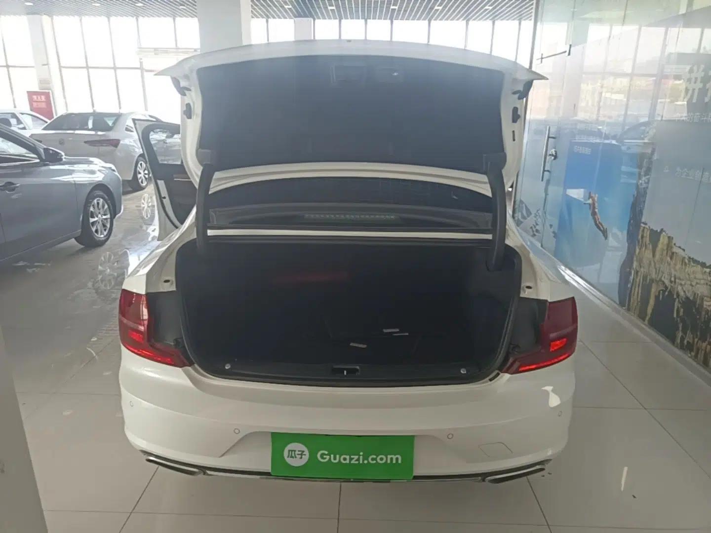 Volvo S90 2019 T5 Zhiyi Edition — миниатюра 22