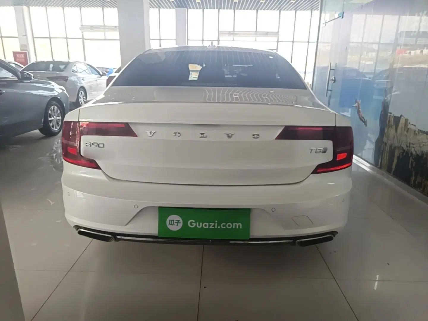 Volvo S90 2019 T5 Zhiyi Edition — миниатюра 5