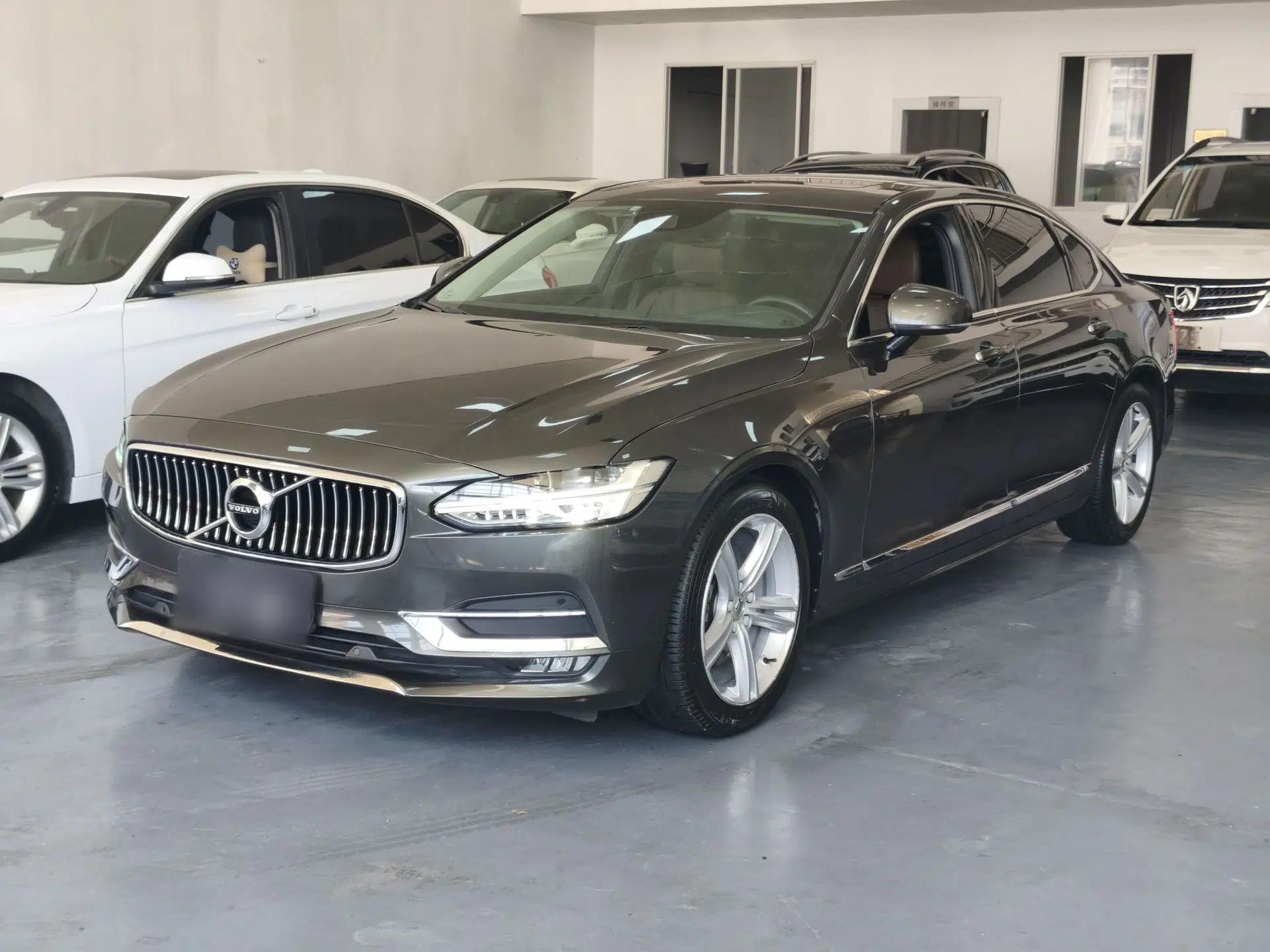 Volvo S90 2019 T5 Zhiyi Edition — миниатюра 1