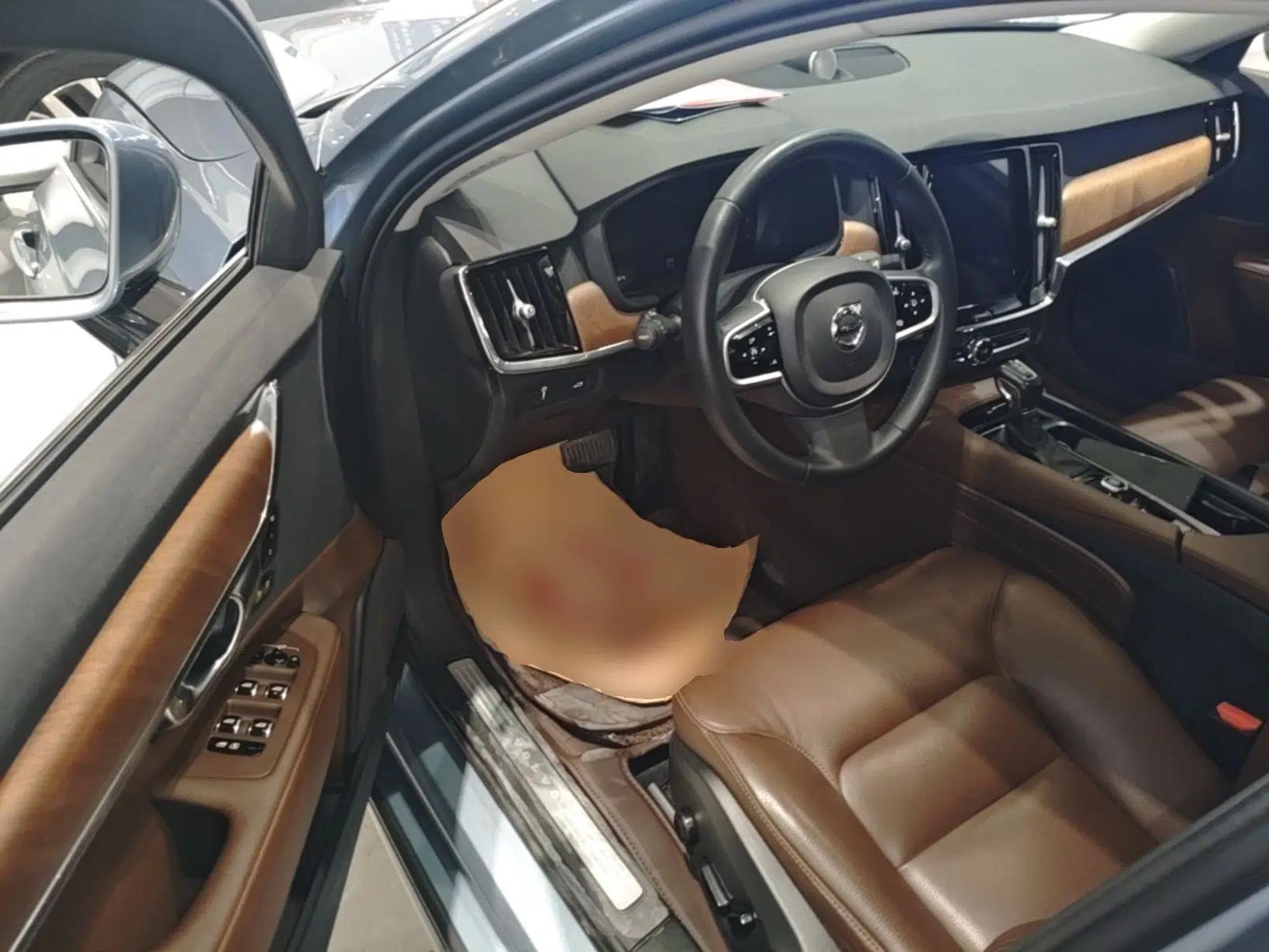 Volvo S90 2019 T5 Zhiyi Edition — миниатюра 18