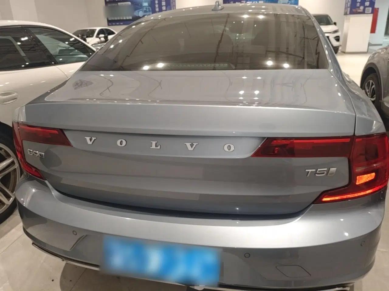 Volvo S90 2019 T5 Zhiyi Edition — миниатюра 5