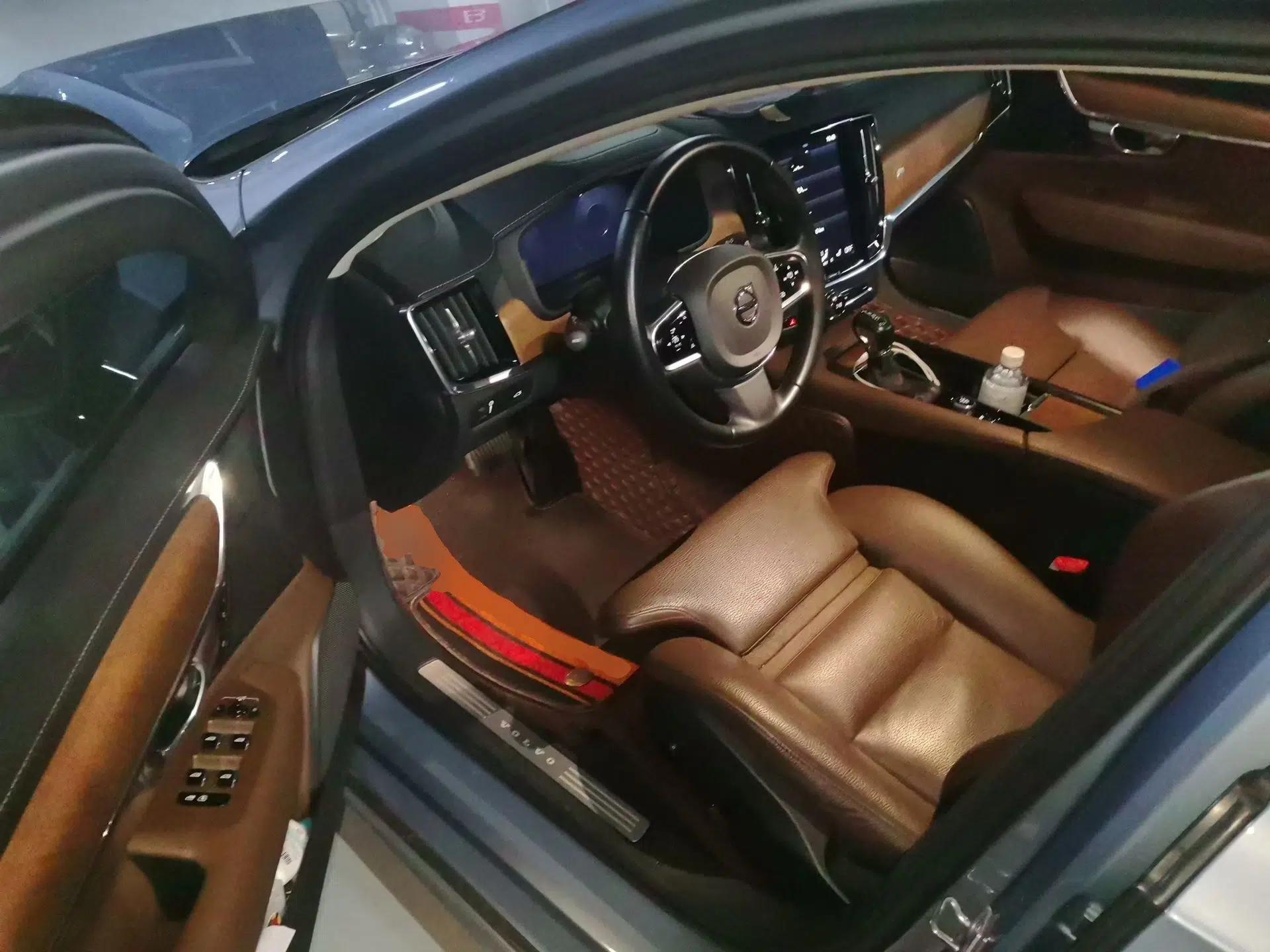 Volvo S90 2020 T5 Zhiyuan Luxury Edition — миниатюра 16