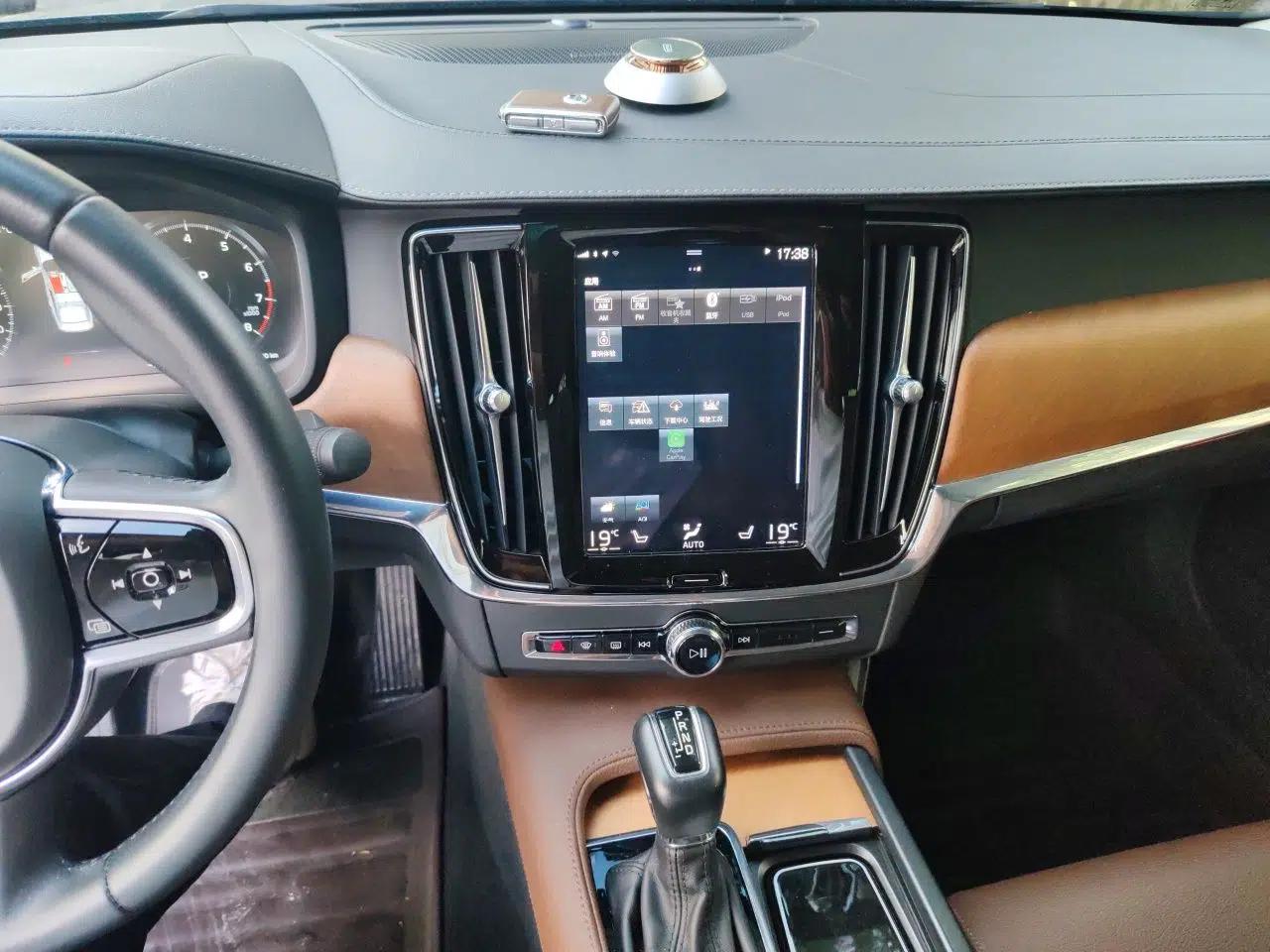 Volvo S90 2020 Facelift T5 Smart & Luxurious Edition — миниатюра 13