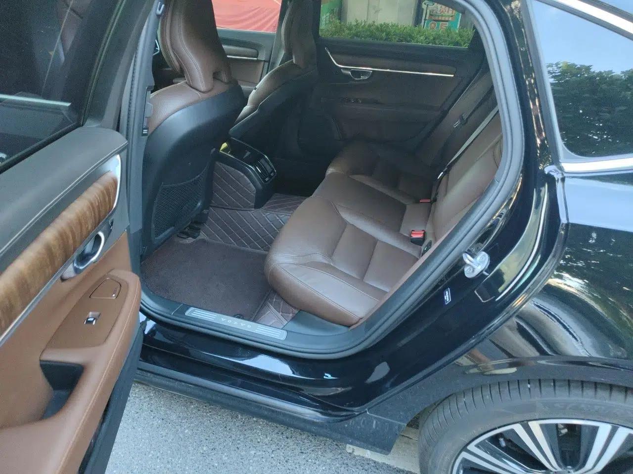 Volvo S90 2023 B5 Zhiyuan Luxury Edition — миниатюра 17
