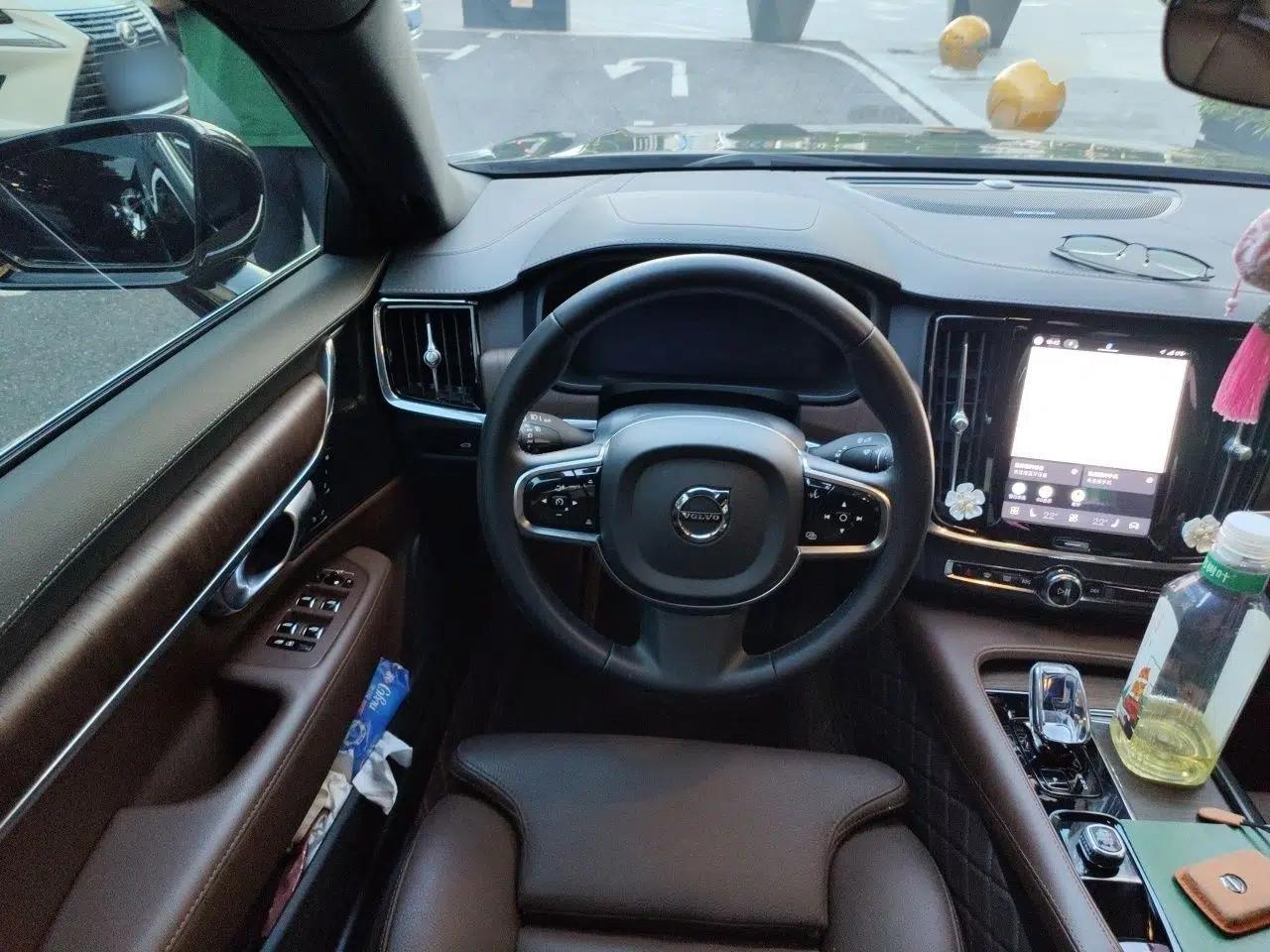 Volvo S90 2023 B5 Zhiyuan Luxury Edition — миниатюра 10
