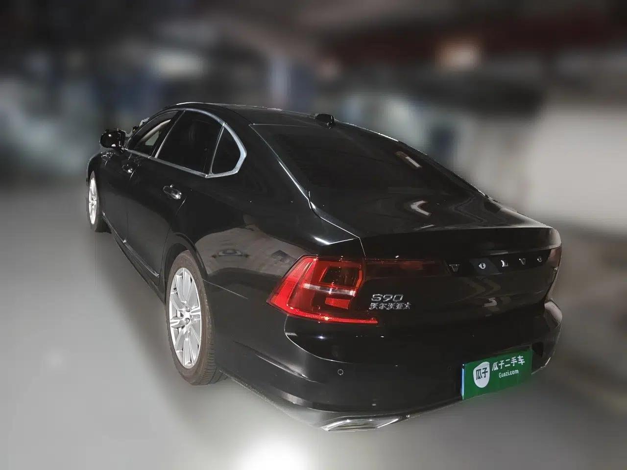 Volvo S90 2020 T5 Zhiyi Luxury Edition — миниатюра 4