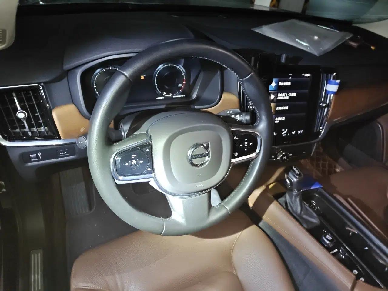 Volvo S90 2020 T5 Zhiyi Luxury Edition — миниатюра 10