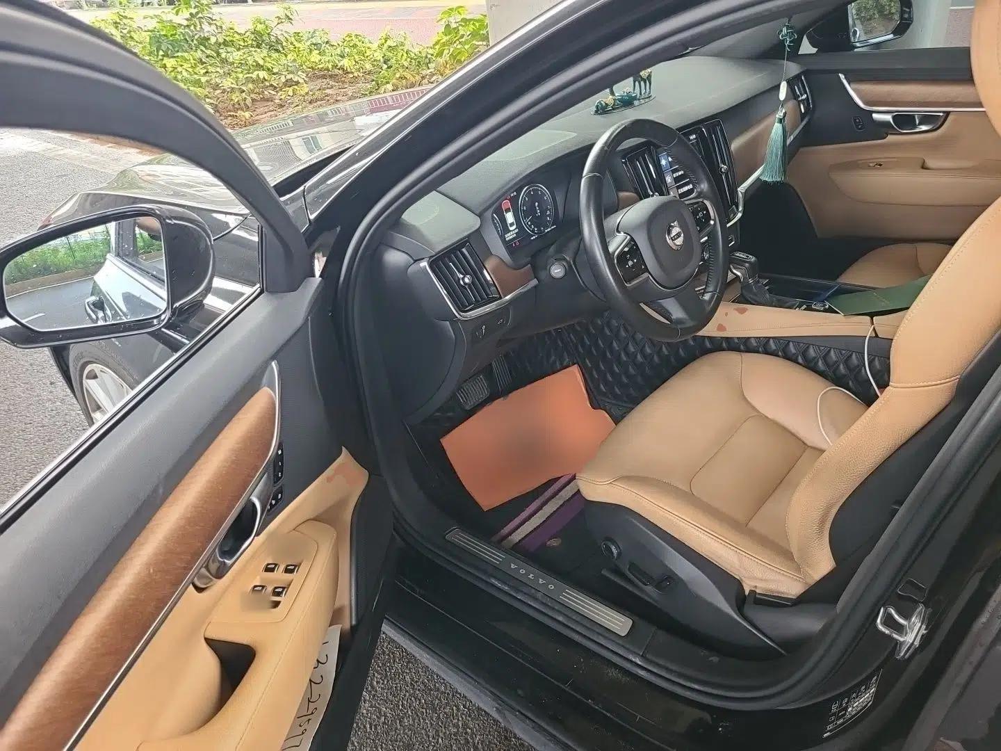 Volvo S90 2020 T5 Zhiyi Luxury Edition — миниатюра 16