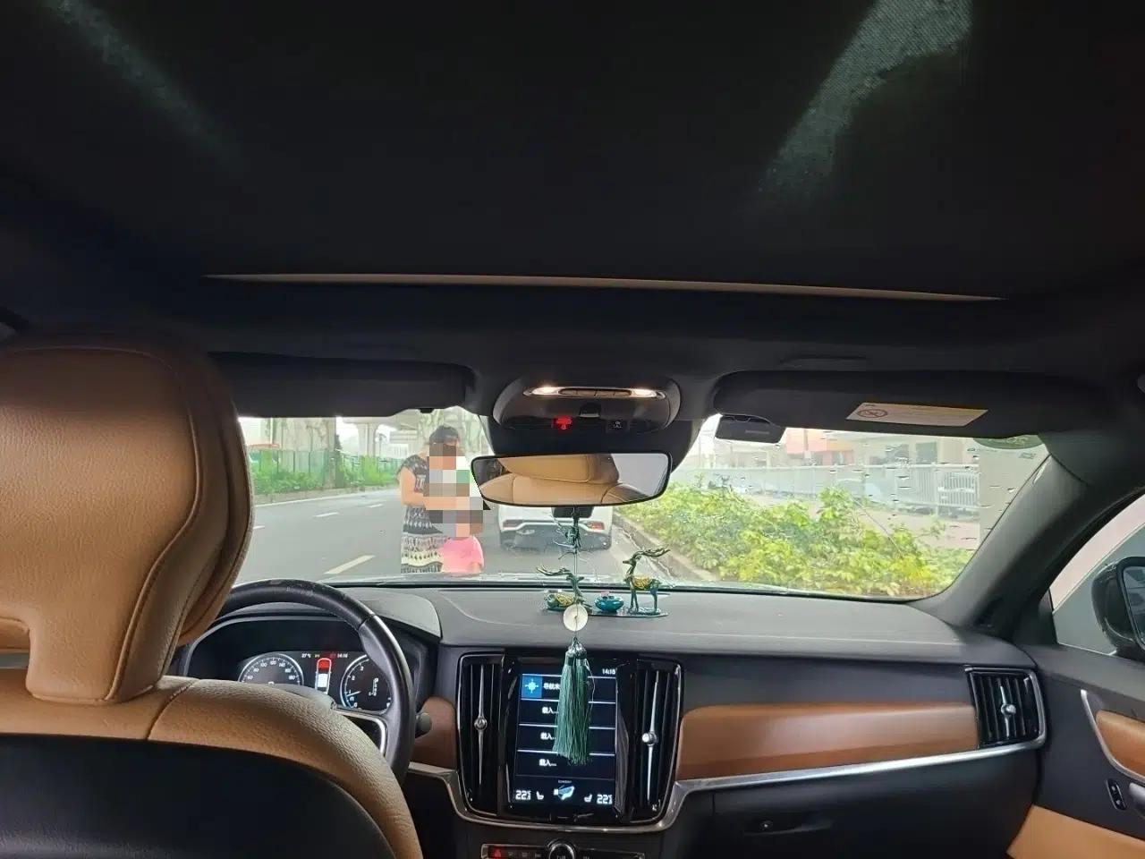 Volvo S90 2020 T5 Zhiyi Luxury Edition — миниатюра 18