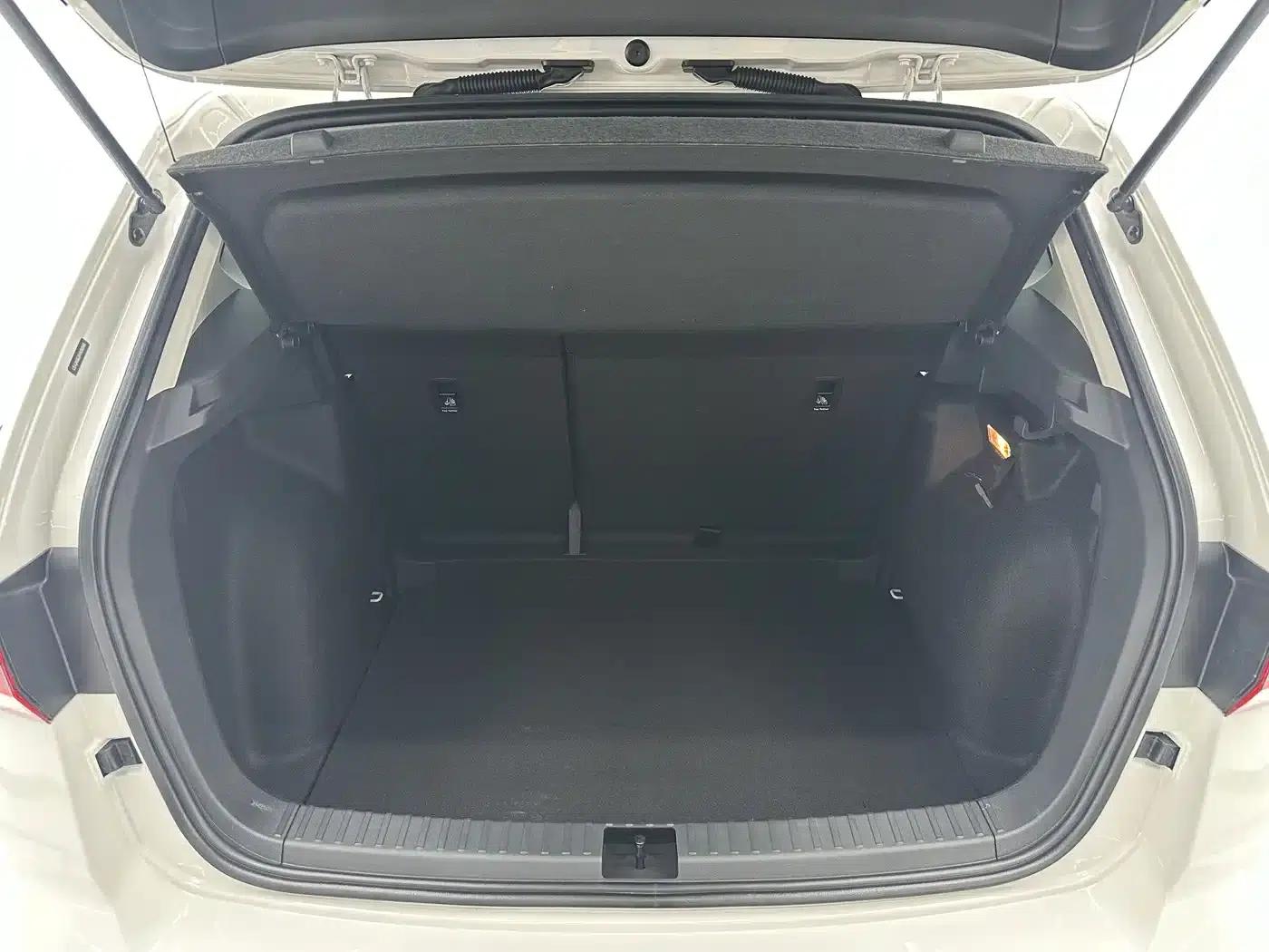 Tharu 2022 280TSI 2WD Luxury Edition — миниатюра 17