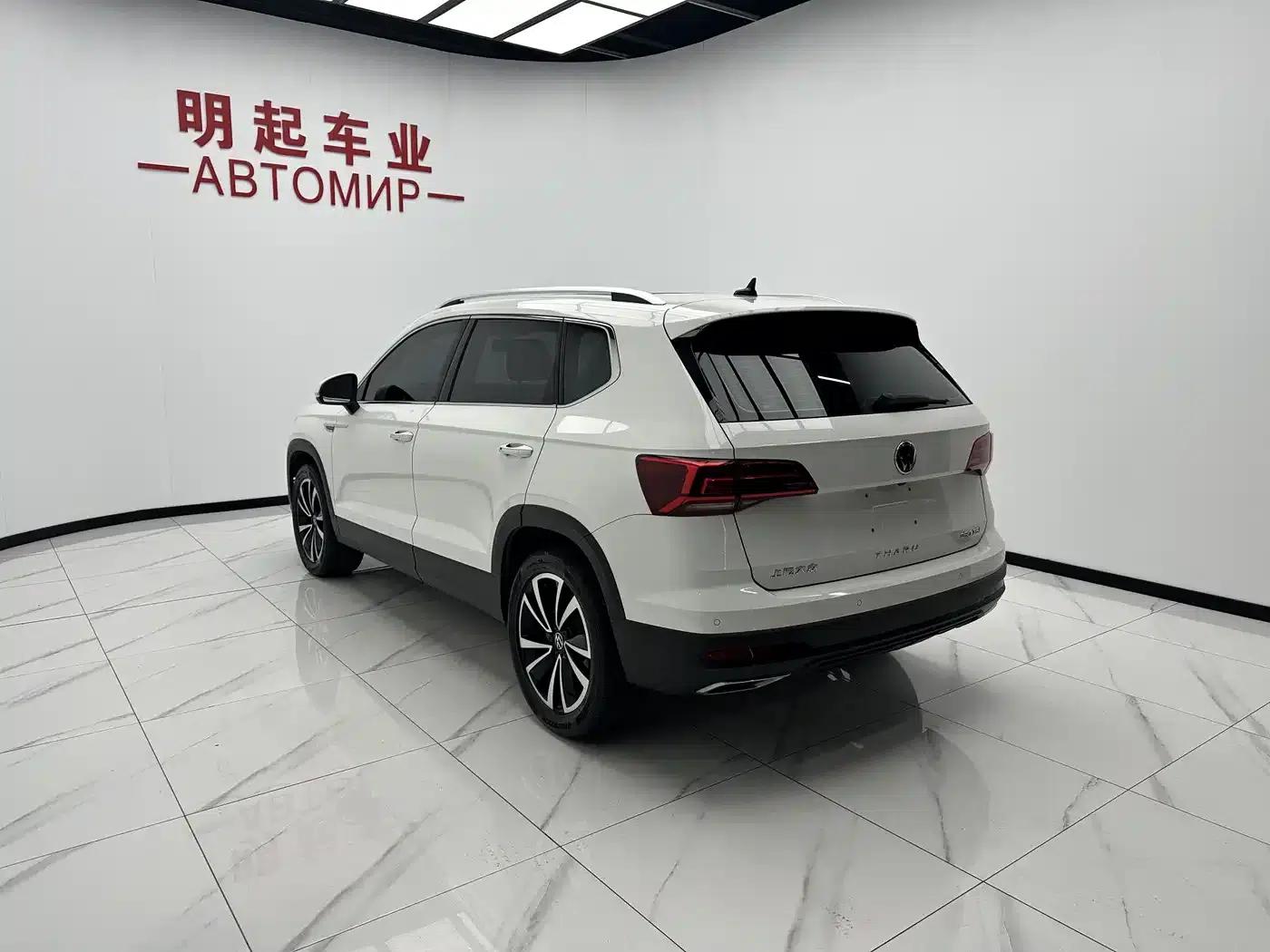 Tharu 2022 280TSI 2WD Luxury Edition — миниатюра 8