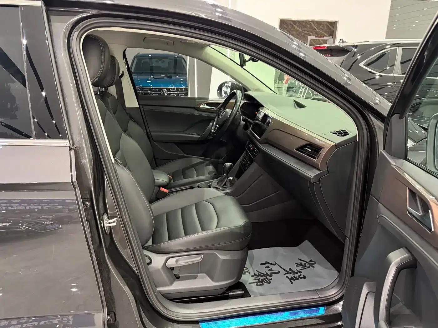 Tharu 2022 280TSI 2WD Luxury Edition — миниатюра 12