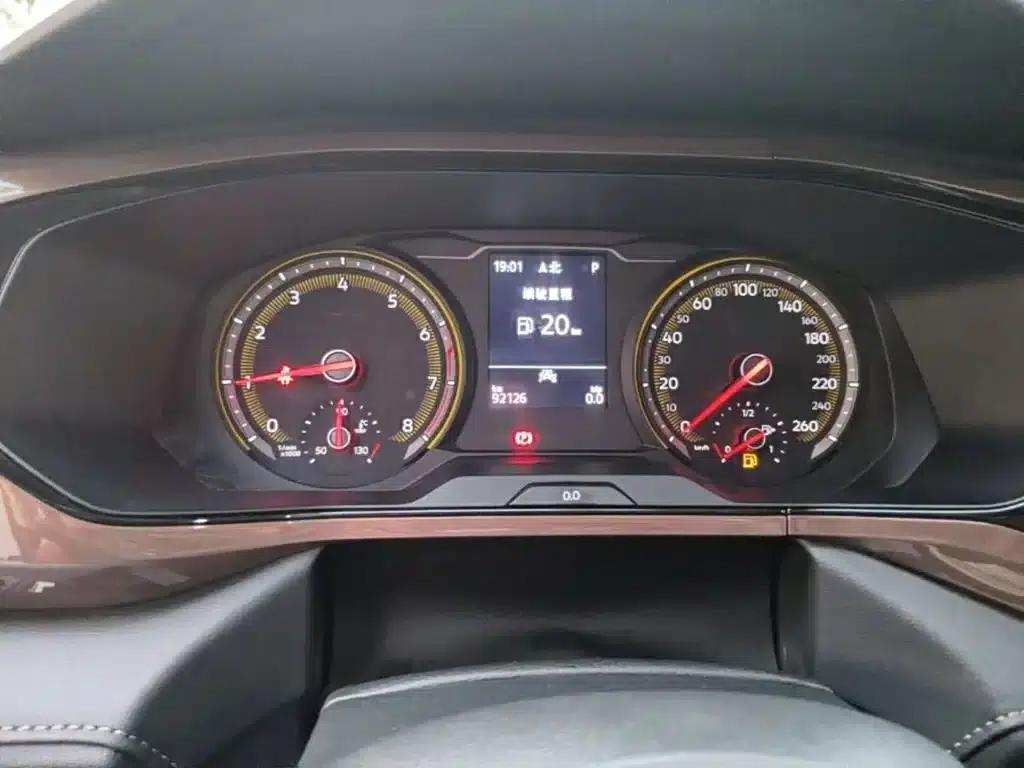 Tharu 2021 280TSI 2WD Luxury Edition PLUS — миниатюра 7