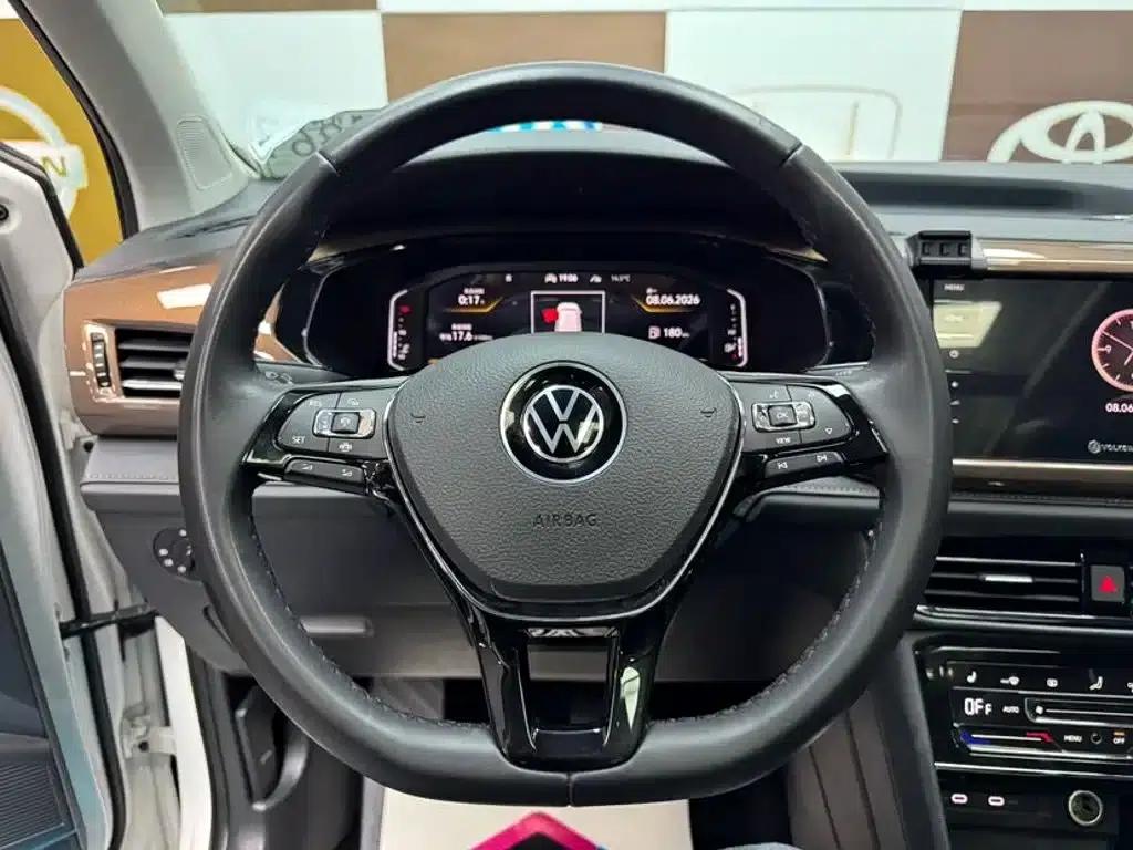 Tharu 2022 280TSI 2WD Luxury Edition — миниатюра 11