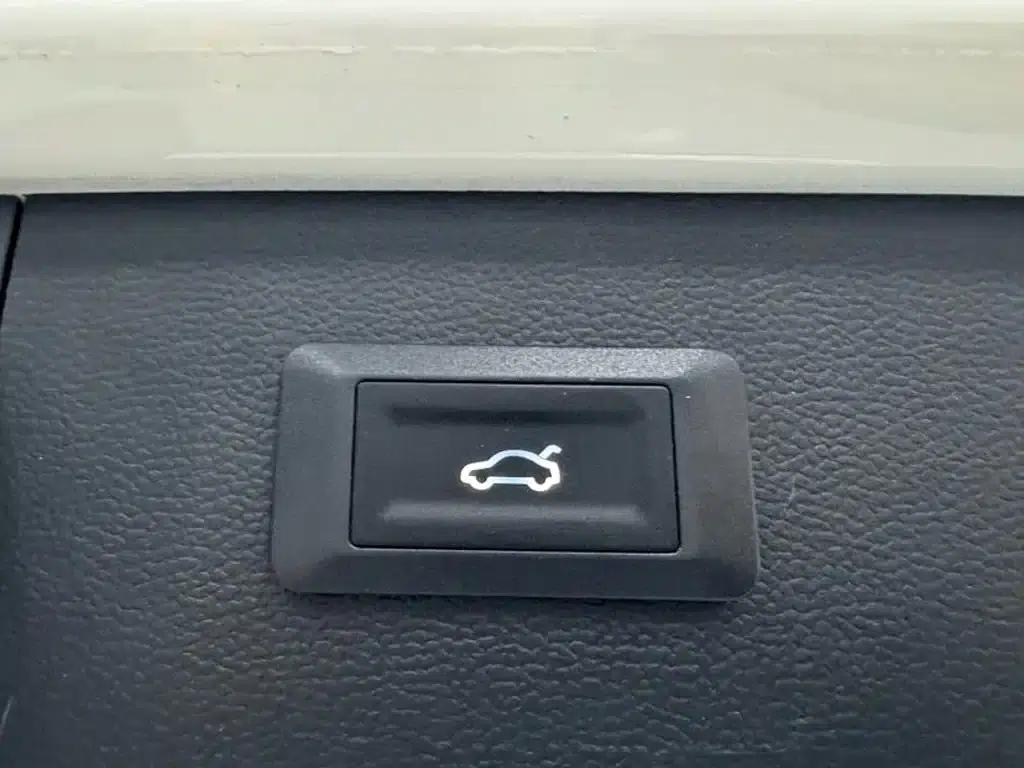 Tharu 2022 280TSI 2WD Luxury Edition — миниатюра 18