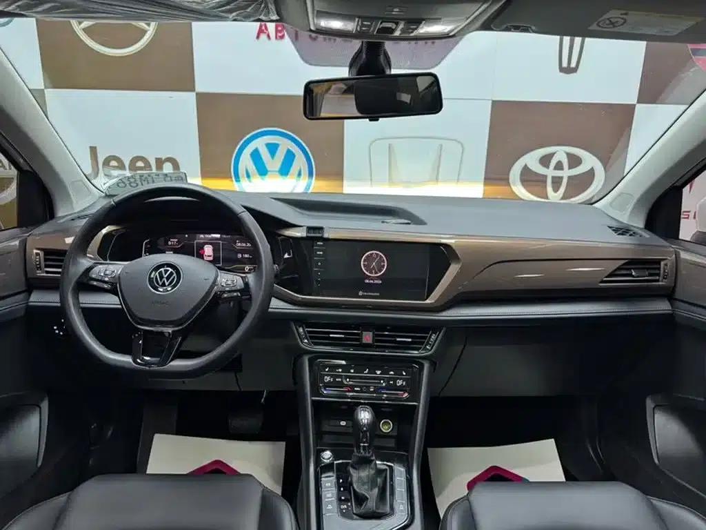 Tharu 2022 280TSI 2WD Luxury Edition — миниатюра 9