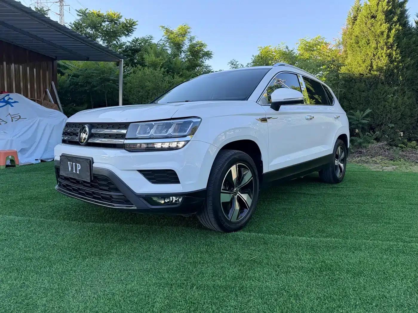 Tharu 2022 280TSI 2WD Comfort Edition — миниатюра 1