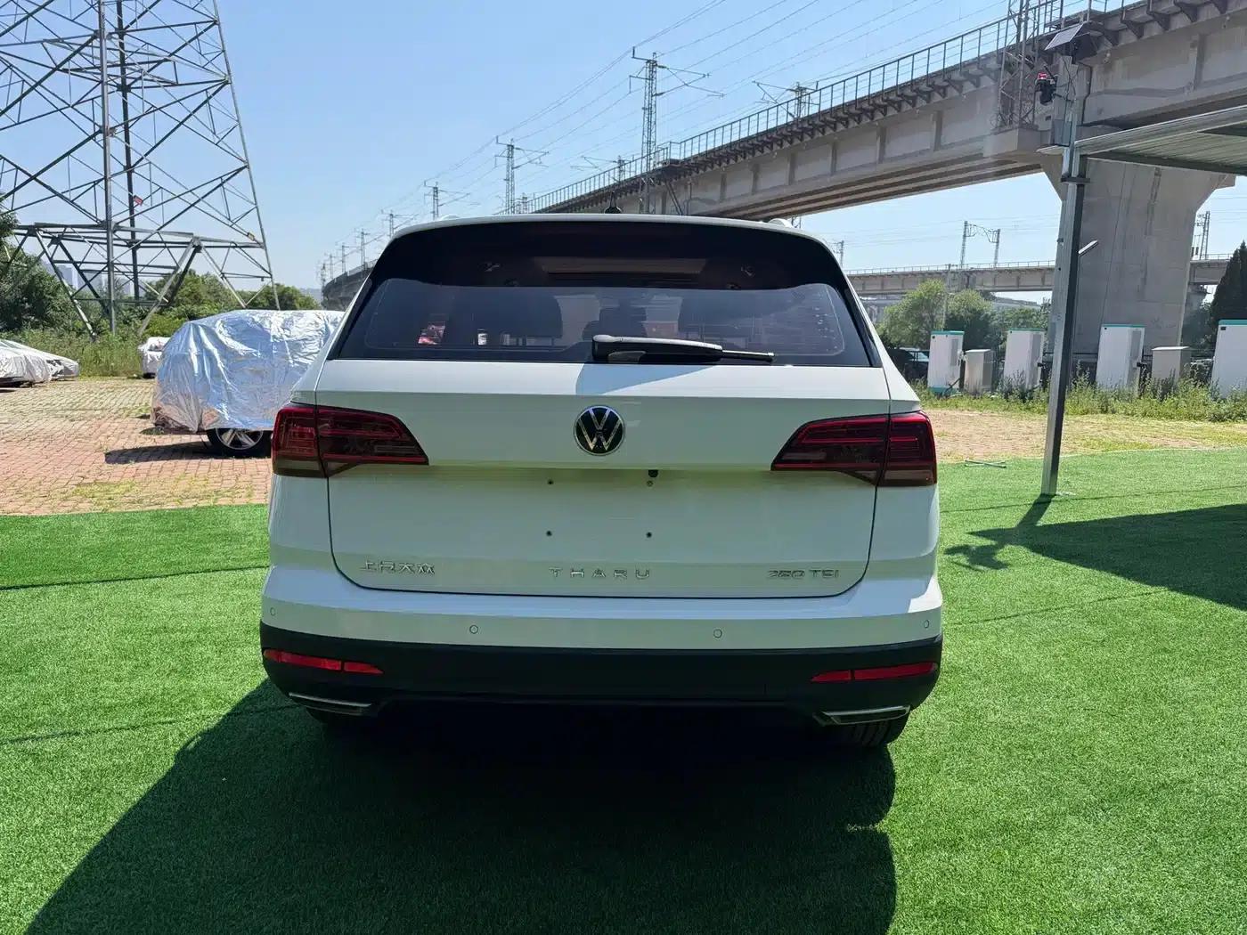 Tharu 2022 280TSI 2WD Comfort Edition — миниатюра 5