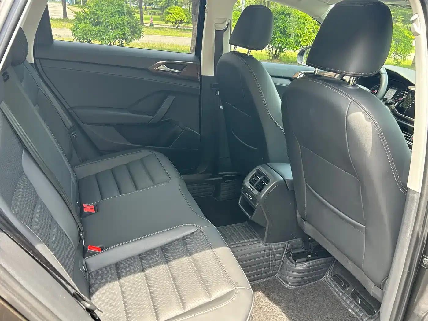 Tharu 2021 280TSI 2WD Luxury Edition PLUS — миниатюра 11